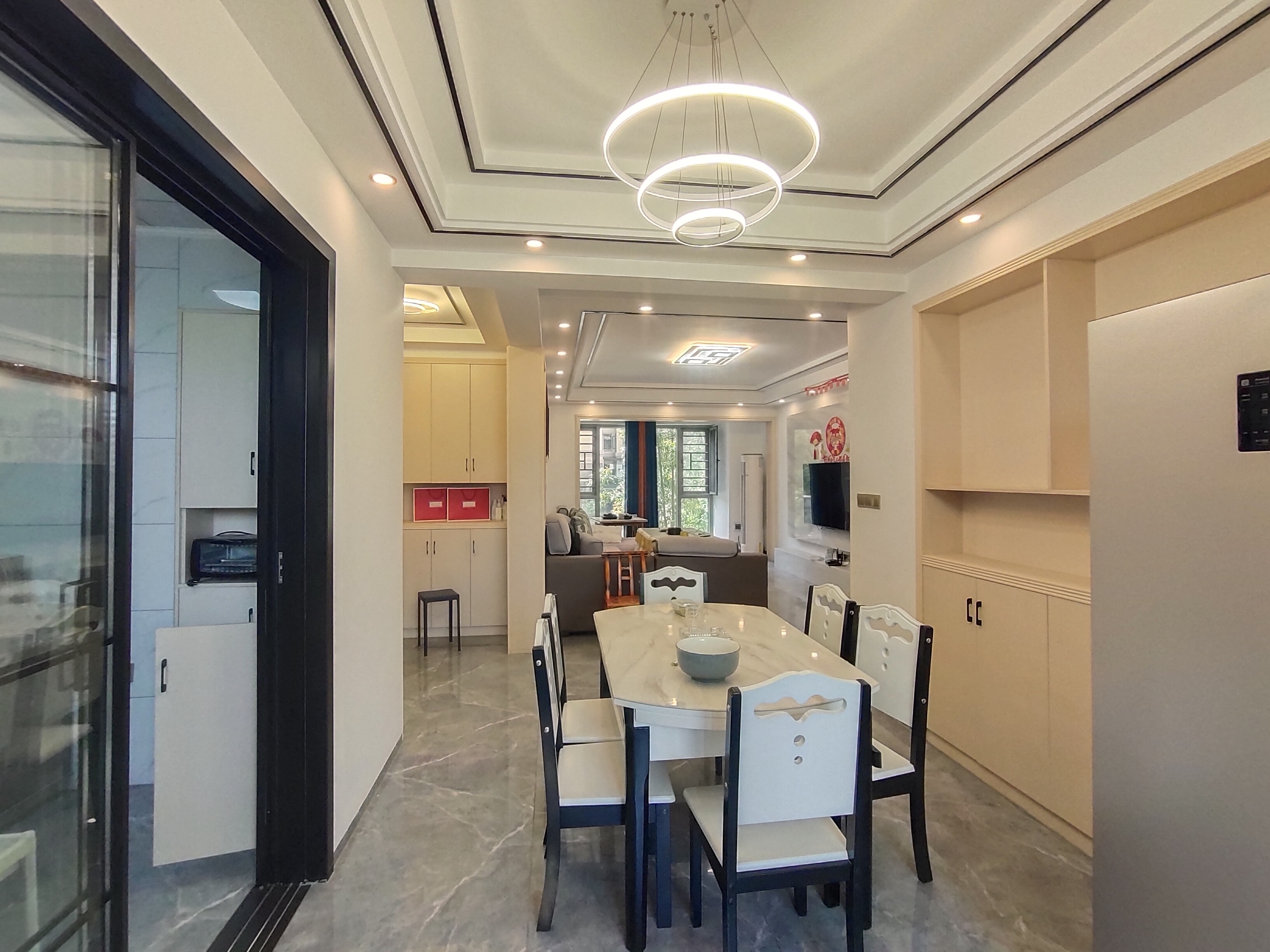 天门壹号 4室2厅2卫 2500.0元/月 天门壹号 4室2厅2卫 2500.0元/月室内图