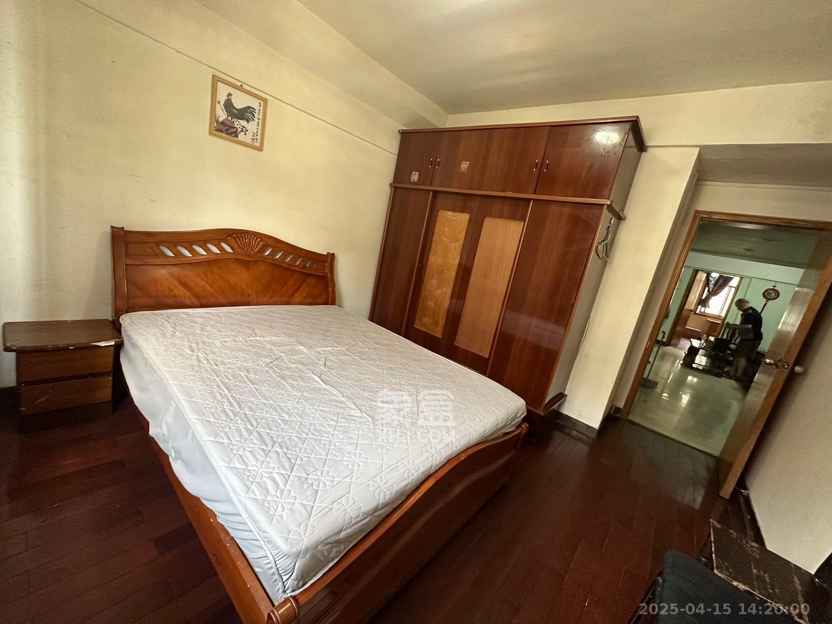 通泰街商居楼 3室2厅1卫 2000.0元/月 通泰街商居楼 3室2厅1卫 2000.0元/月室内图