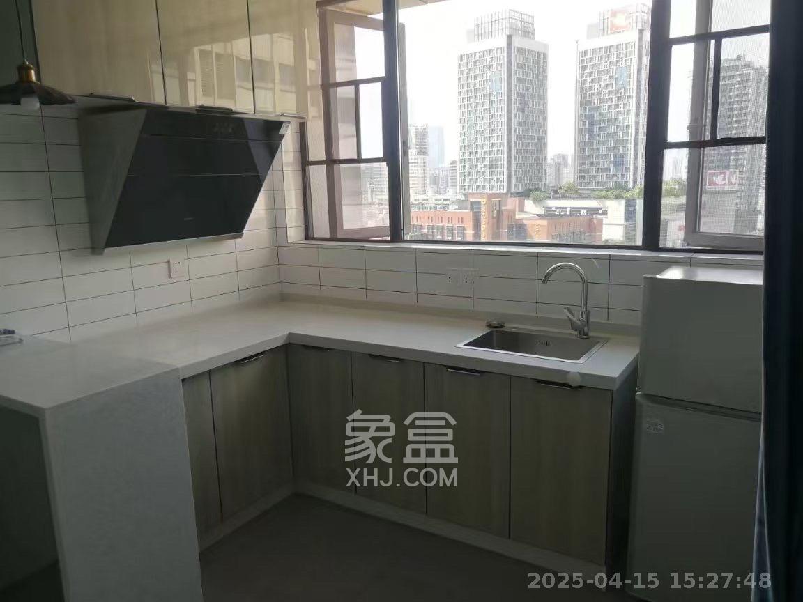 东友星座 1室0厅0卫 1800.0元/月 东友星座 1室0厅0卫 1800.0元/月室内图