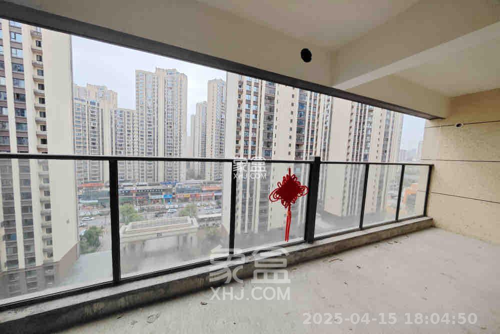 国欣向荣府 4室2厅2卫 4000.0元/月 国欣向荣府 4室2厅2卫 4000.0元/月室内图