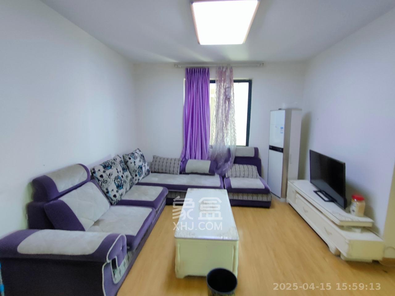 尊邸华庭 3室2厅1卫 2300.0元/月 尊邸华庭 3室2厅1卫 2300.0元/月室内图