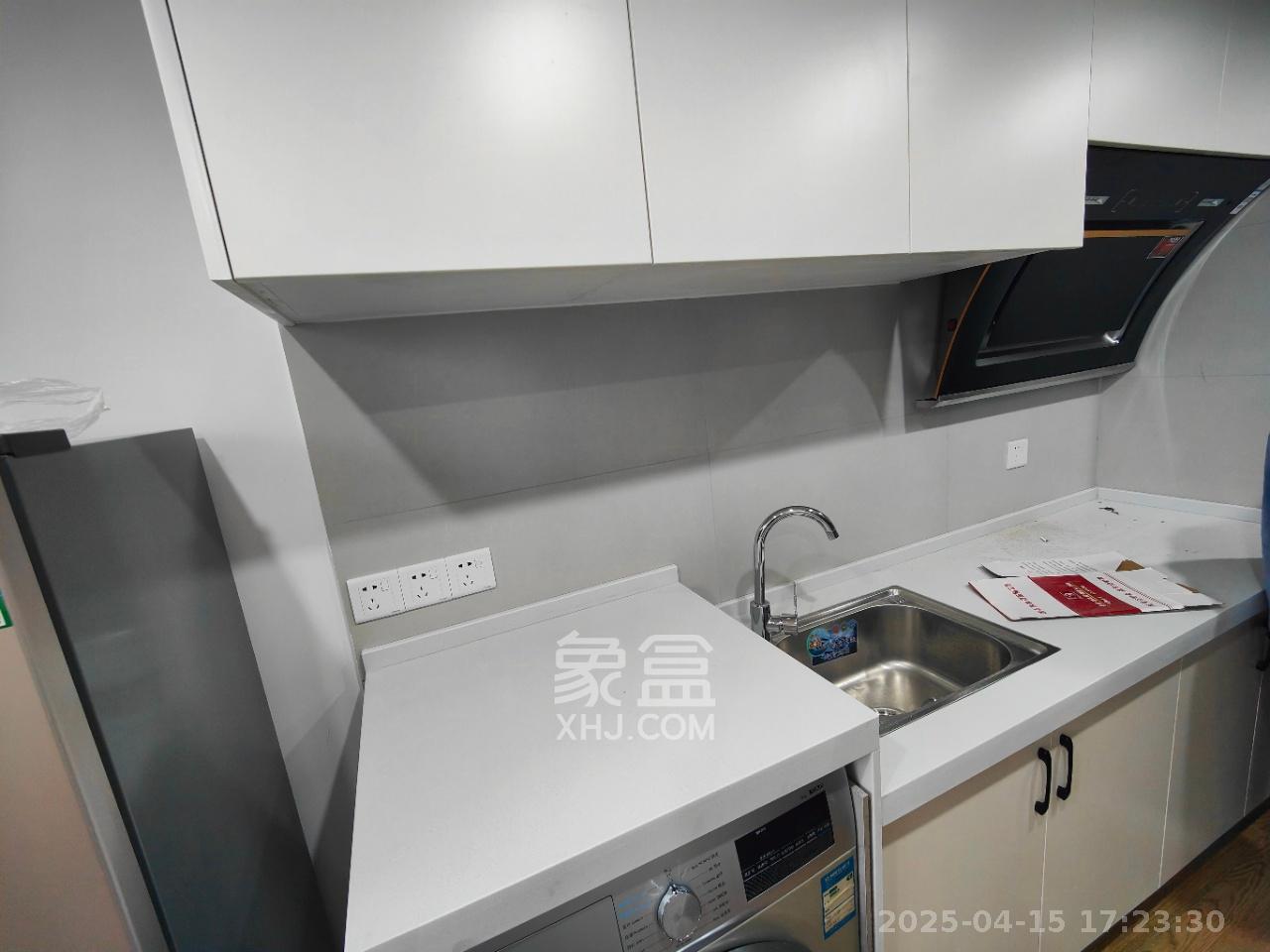 新长海D1站 1室1厅1卫 1500.0元/月 新长海D1站 1室1厅1卫 1500.0元/月室内图