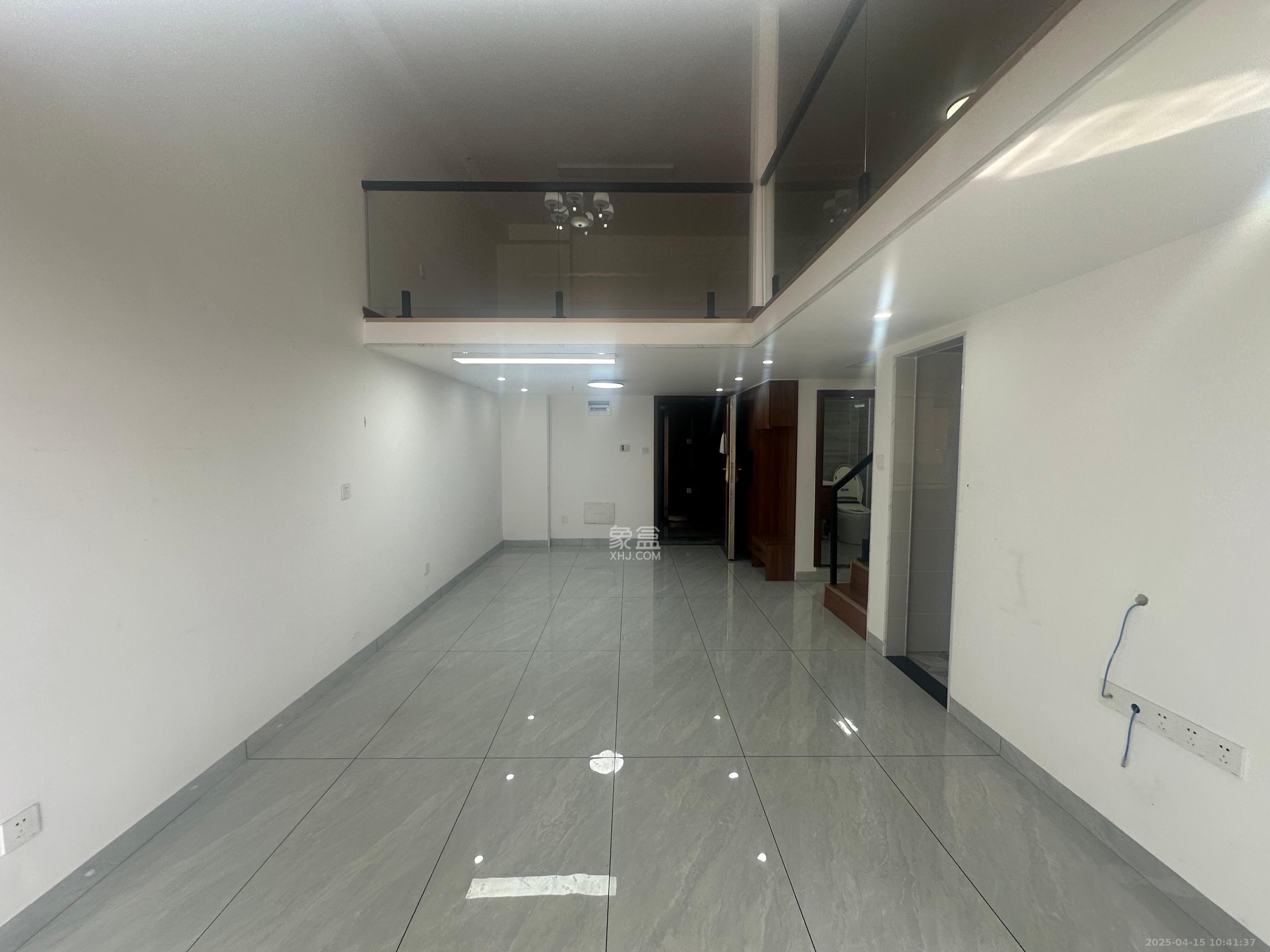 恒大御景半岛锦绣苑 2室2厅1卫 2500.0元/月 恒大御景半岛锦绣苑 2室2厅1卫 2500.0元/月室内图