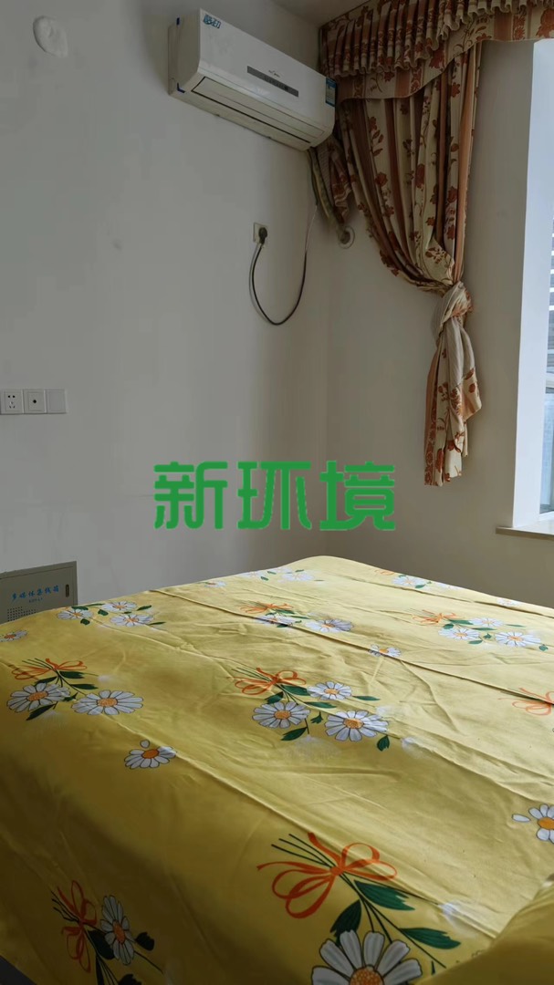 欣业苑  1室0厅0卫   42.80万客厅