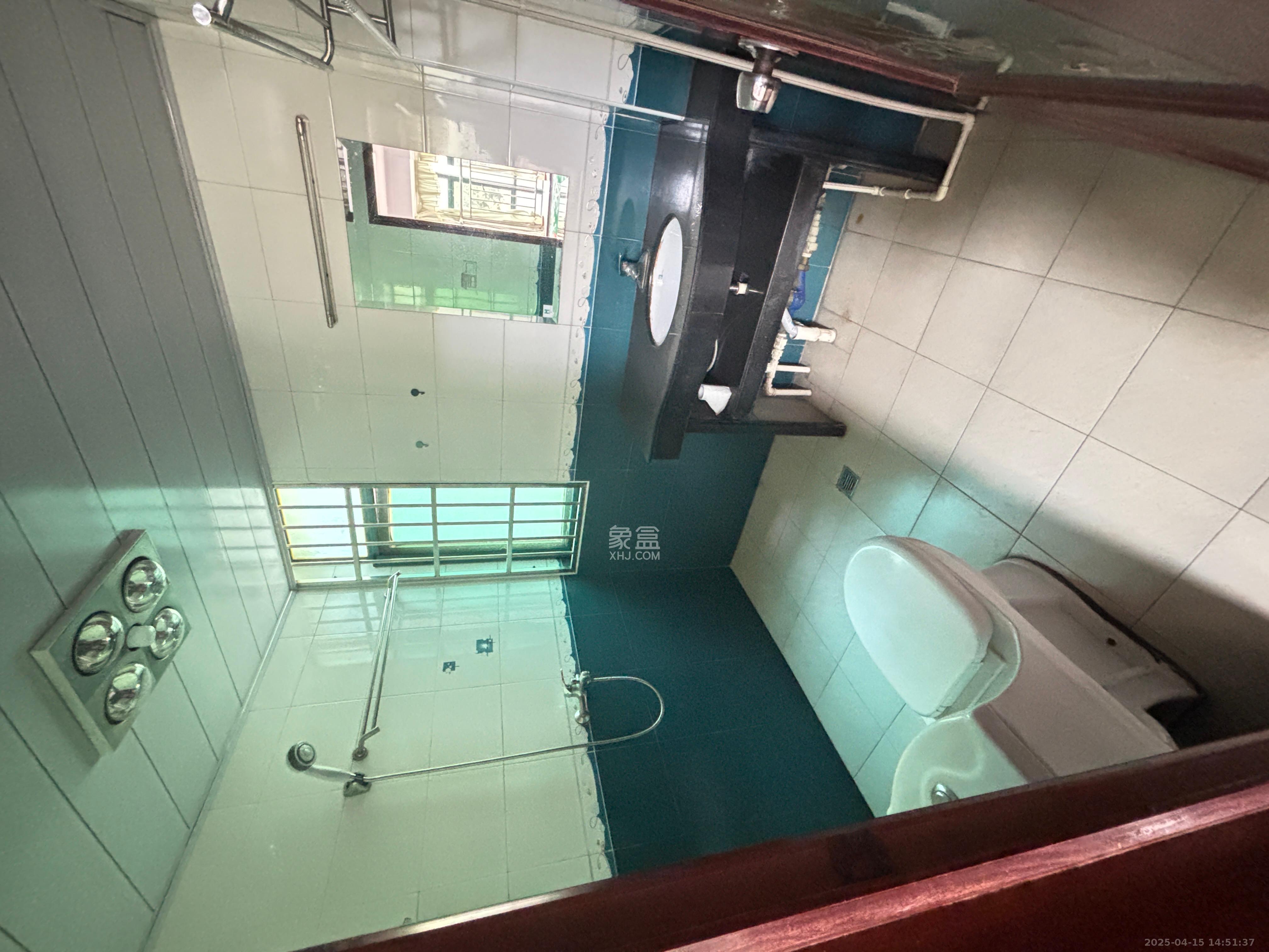 富景园 3室2厅2卫 1800.0元/月 富景园 3室2厅2卫 1800.0元/月室内图