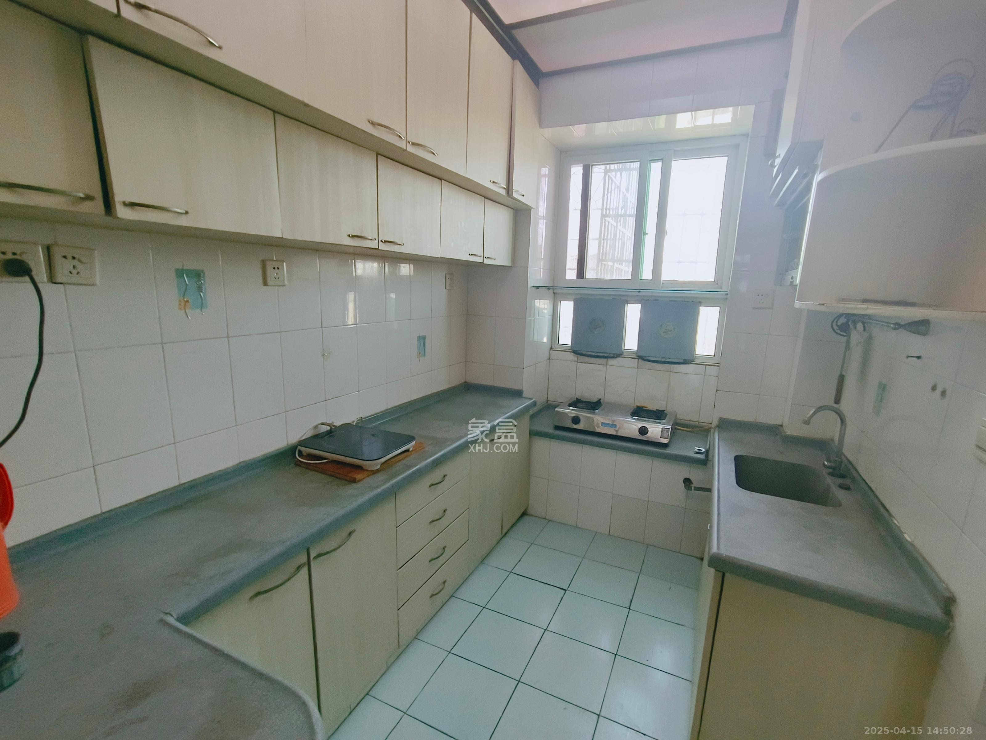 建安宿舍(砚瓦池) 3室2厅1卫 2300.0元/月 建安宿舍(砚瓦池) 3室2厅1卫 2300.0元/月室内图