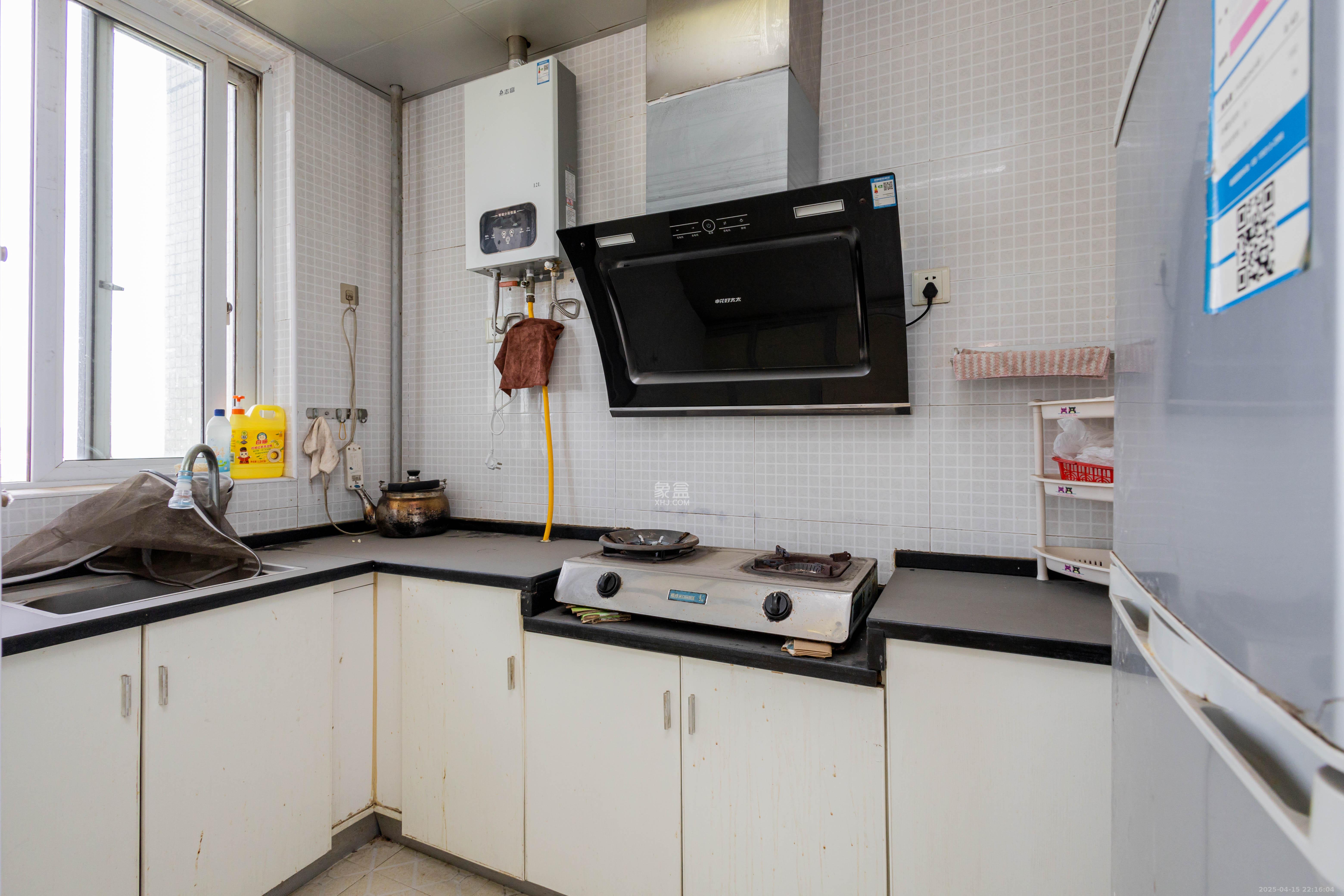 光明城市(星辰青年城) 3室2厅1卫 65.0万 光明城市(星辰青年城) 3室2厅1卫 65.0万厨房