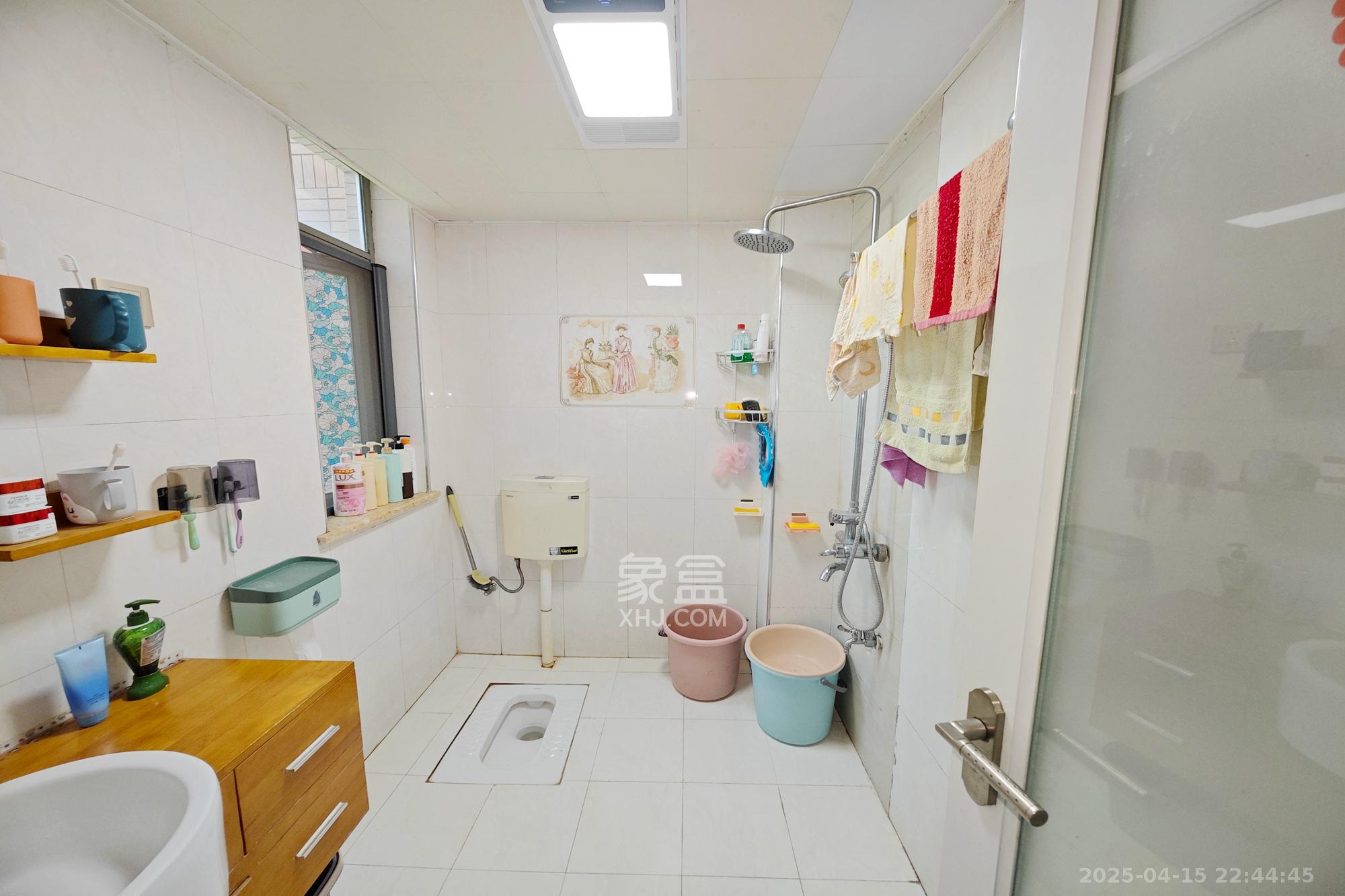 新城新世界一二三期 3室2厅1卫 93.0万 新城新世界一二三期 3室2厅1卫 93.0万其他