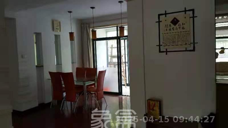 东方新城 3室2厅2卫 2700.0元/月 东方新城 3室2厅2卫 2700.0元/月室内图