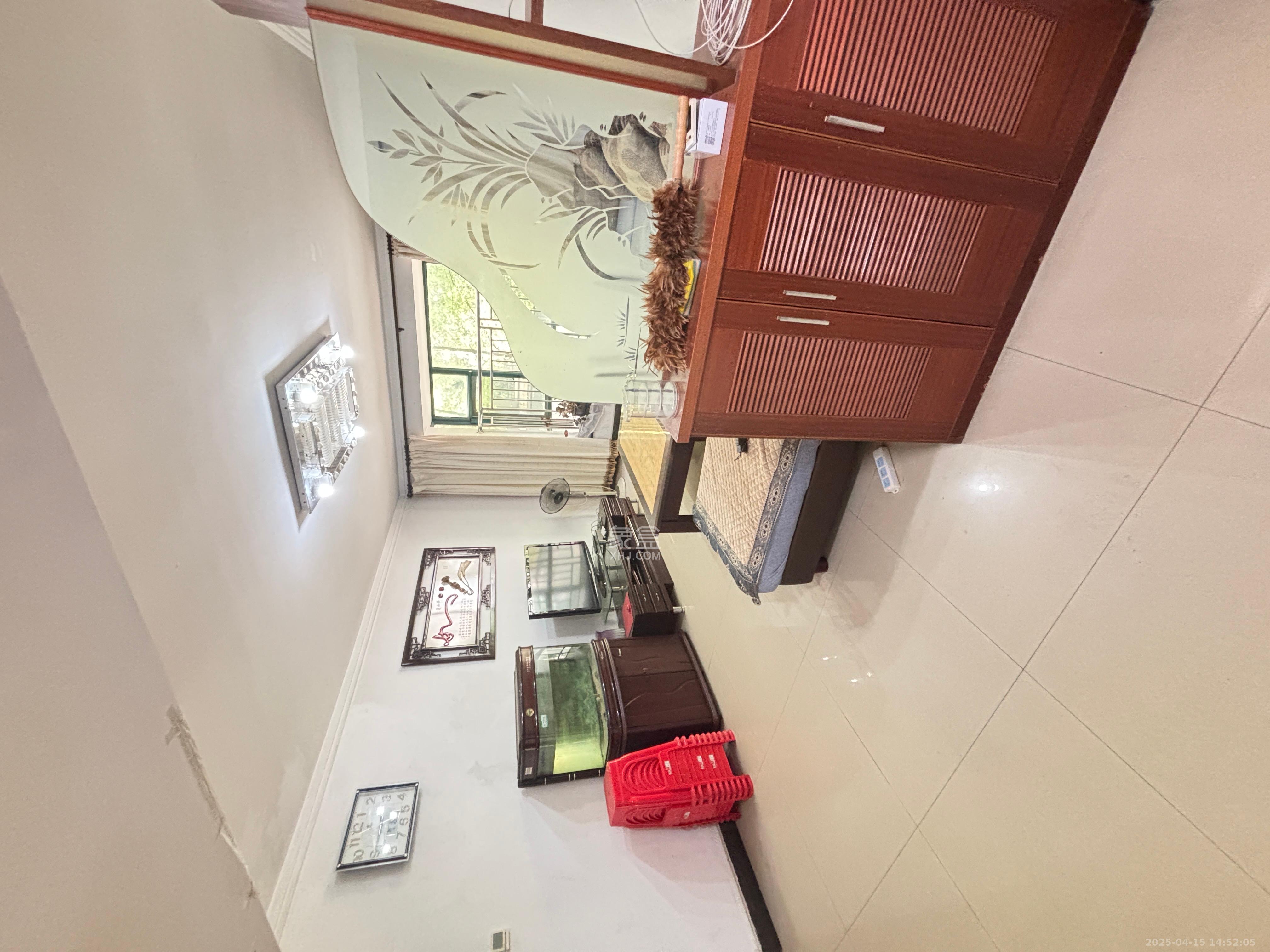 富景园 3室2厅2卫 1800.0元/月 富景园 3室2厅2卫 1800.0元/月室内图