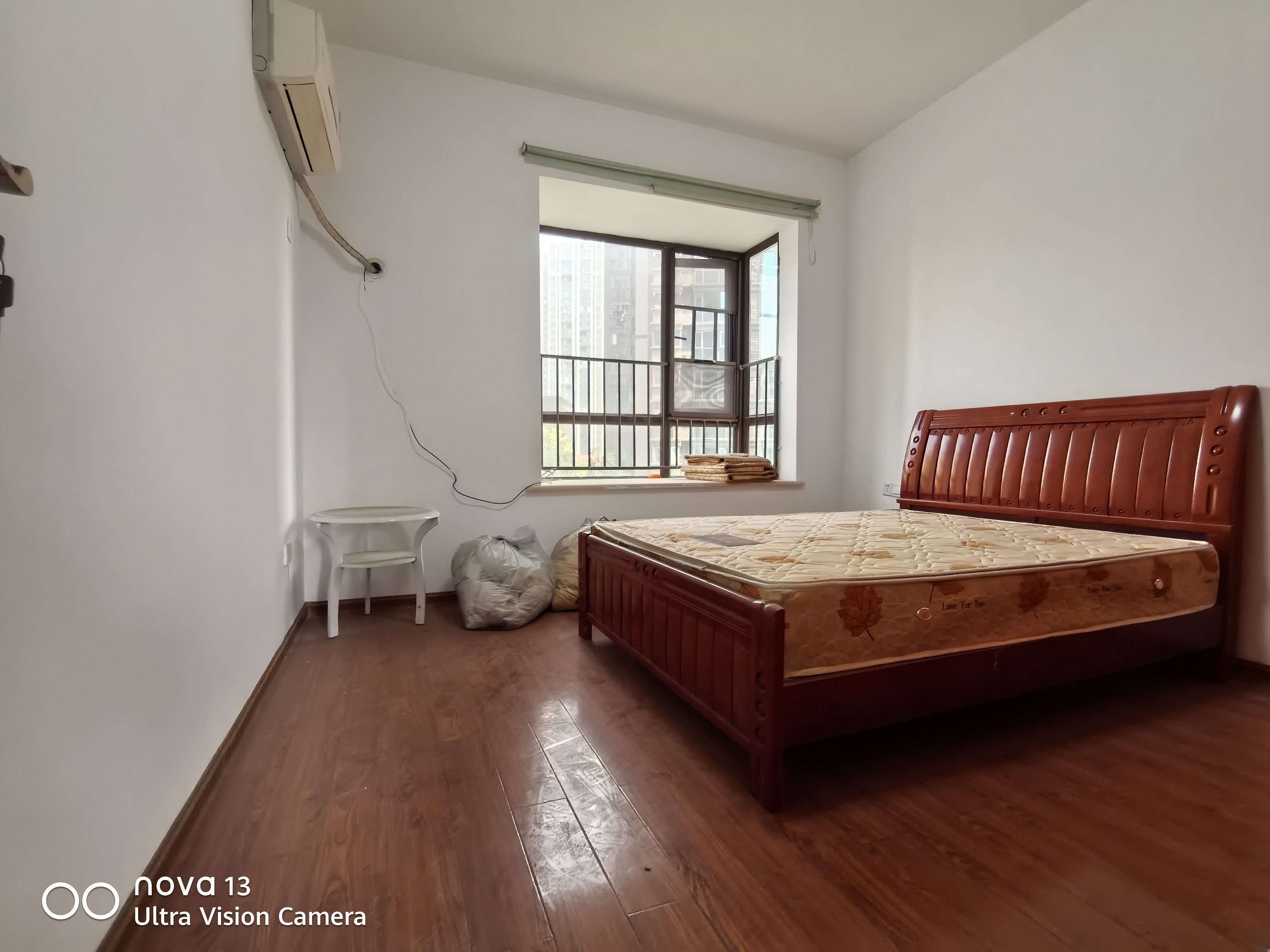 大同芙蓉 1室0厅0卫 69.8万 大同芙蓉 1室0厅0卫 69.8万客厅