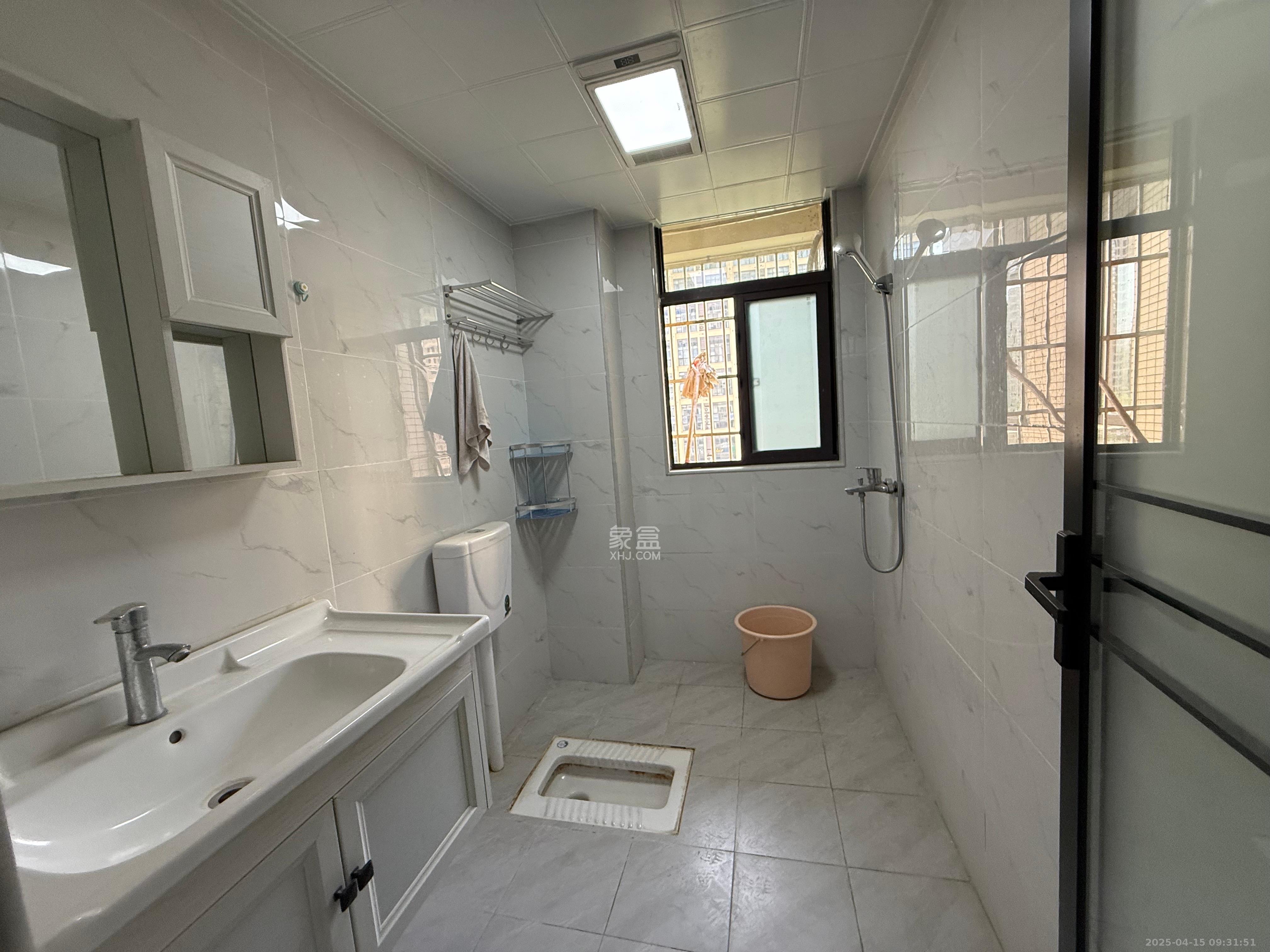 长郡旁牛津街(瑞凯滨江雅苑) 2室1厅1卫 1200.0元/月 长郡旁牛津街(瑞凯滨江雅苑) 2室1厅1卫 1200.0元/月室内图