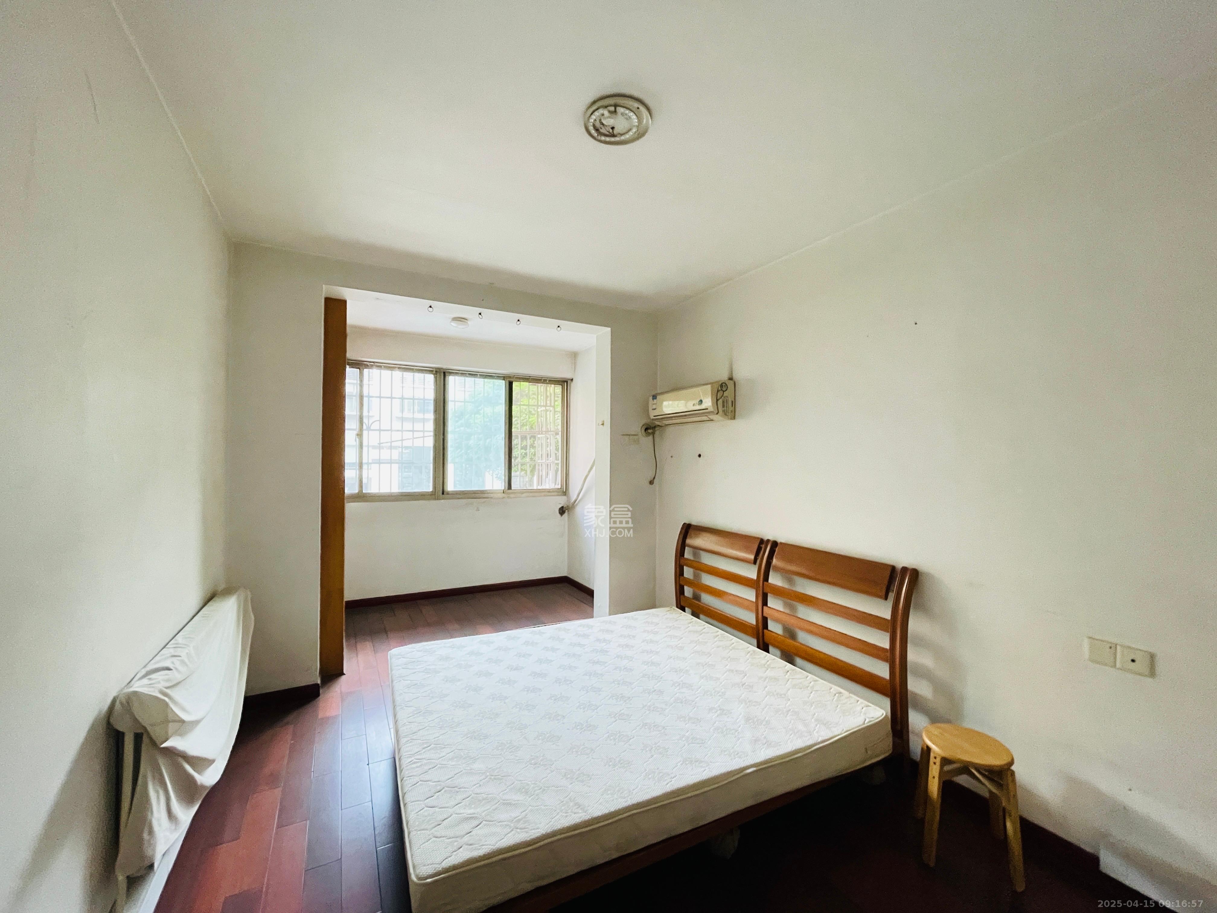 紫薇鑫园 4室2厅2卫 3000.0元/月 紫薇鑫园 4室2厅2卫 3000.0元/月室内图