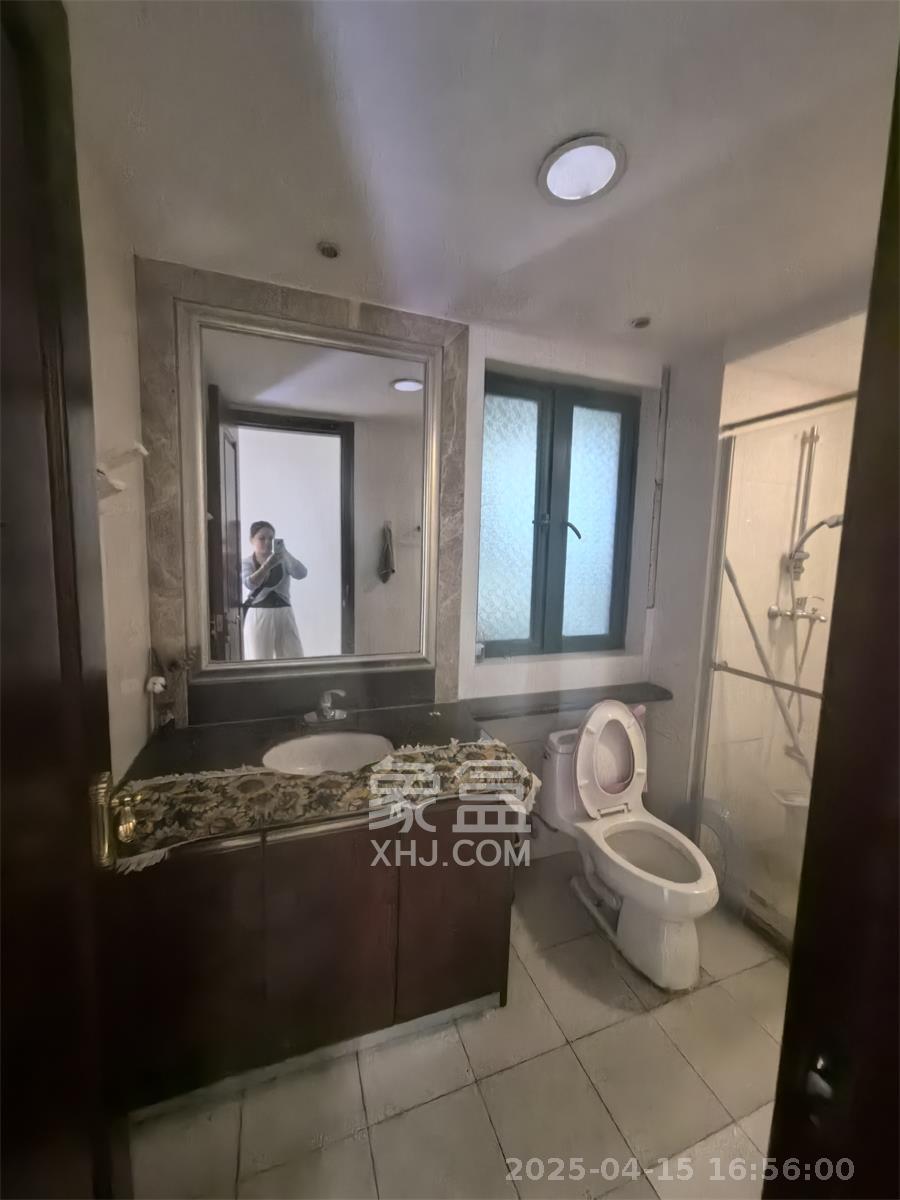 恒大城  1室2厅1卫    2100.0元/月 恒大城  1室2厅1卫    2100.0元/月室内图