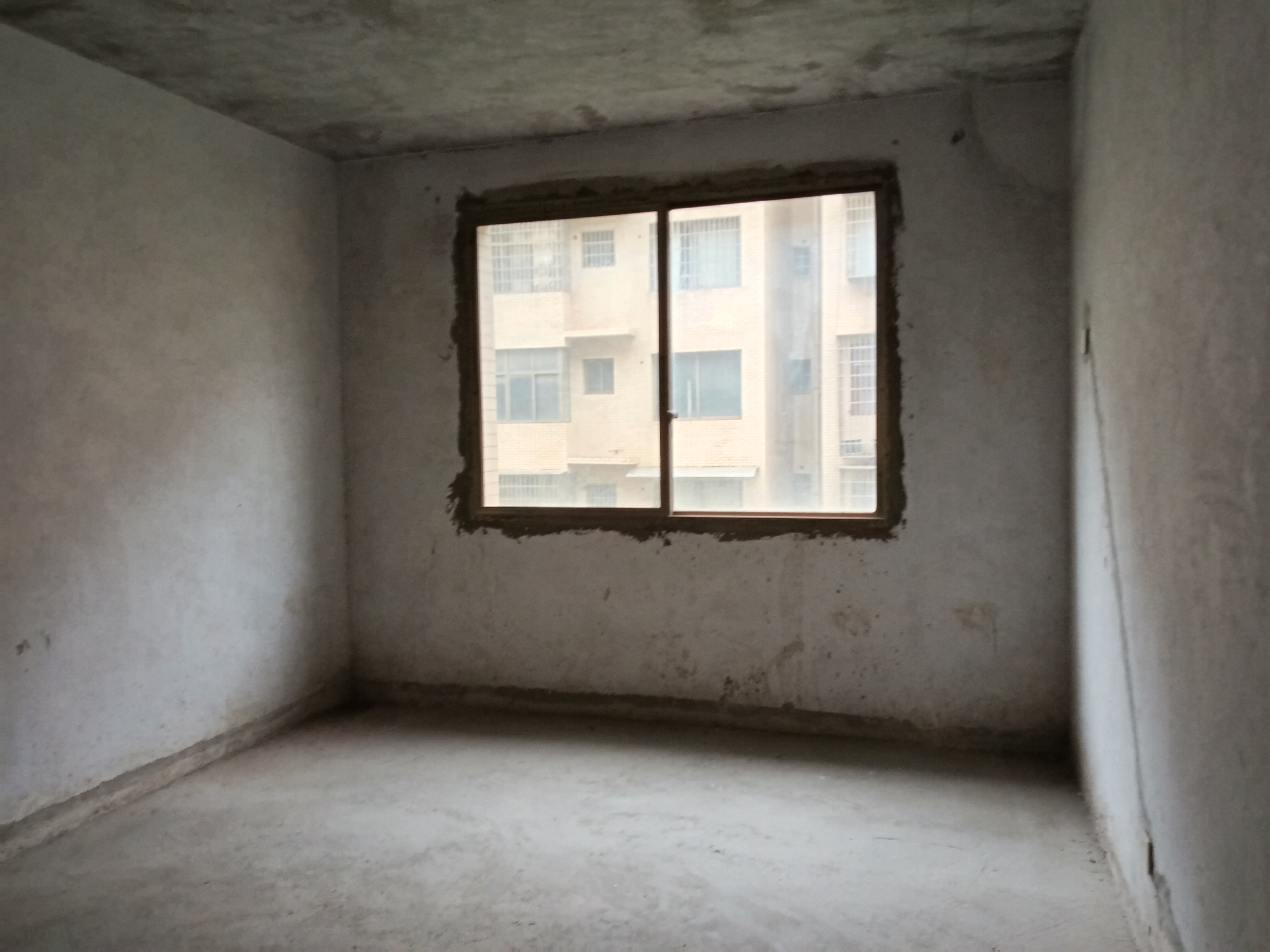 区教师新村 4室2厅2卫 69.8万 区教师新村 4室2厅2卫 69.8万客厅