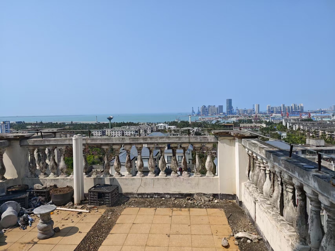 秀苑海景花园  5室2厅3卫    208.0万 秀苑海景花园  5室2厅3卫    208.0万室内图