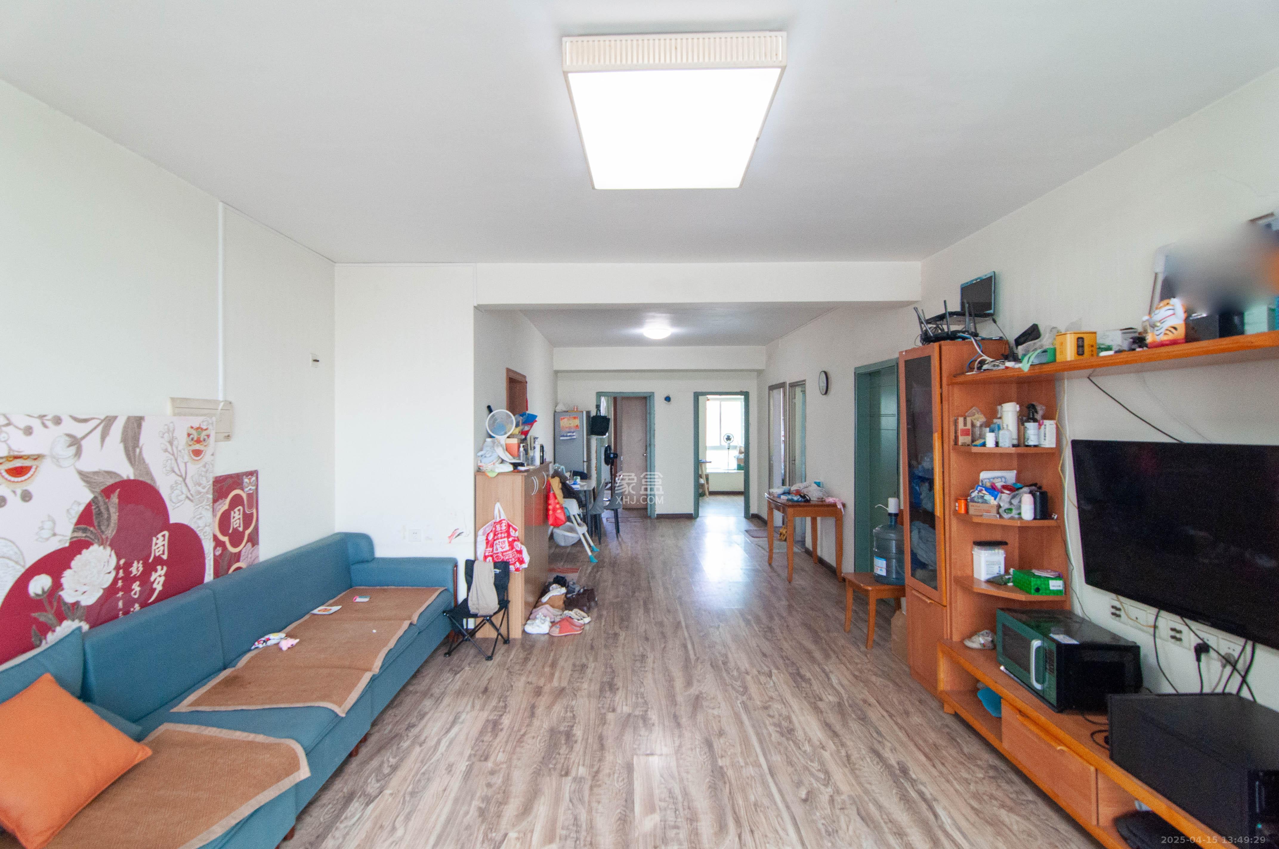 格林星城 3室2厅1卫 95.0万 格林星城 3室2厅1卫 95.0万客厅