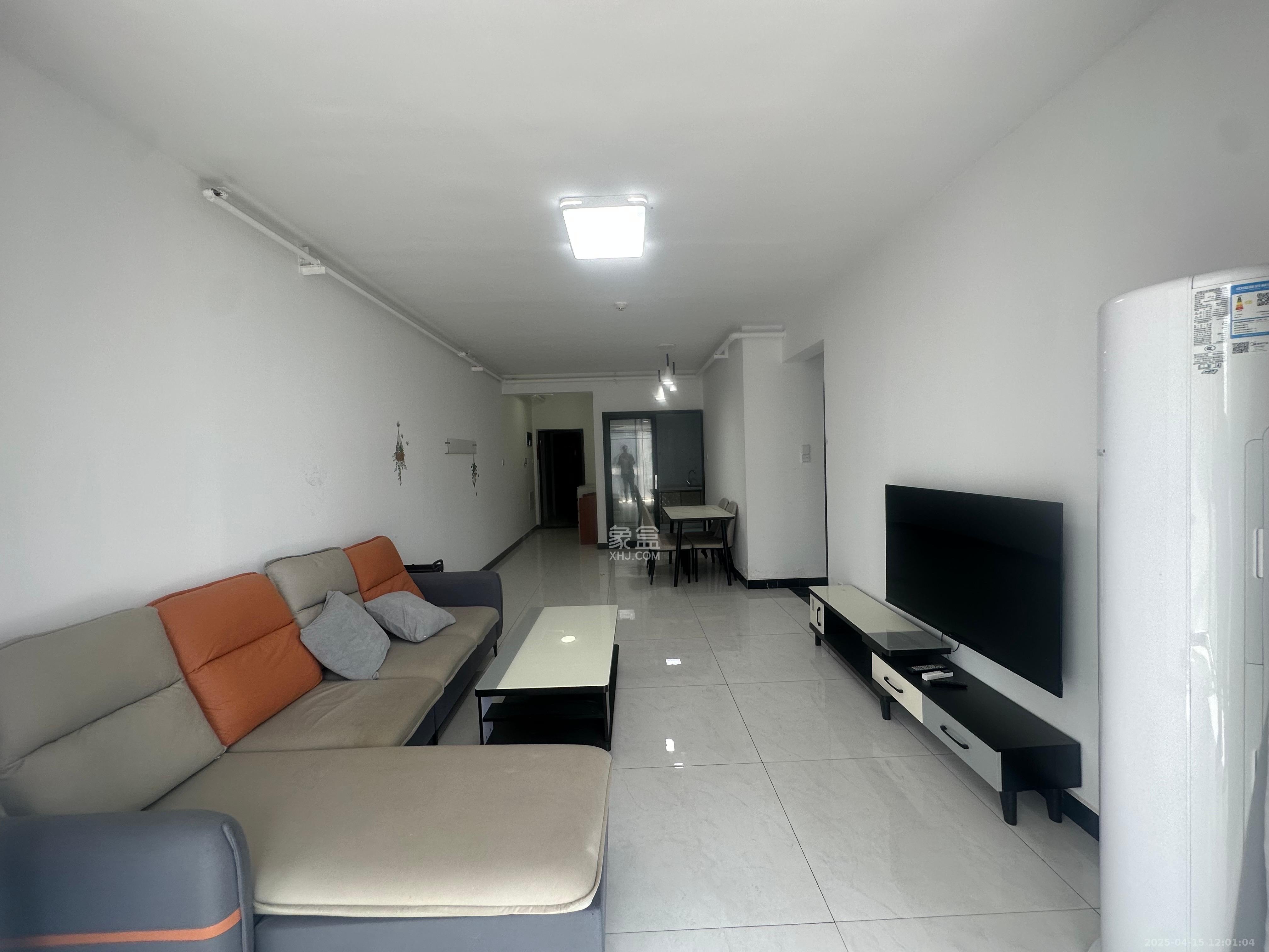 保利天禧D区  3室2厅2卫   3300.00元/月室内图