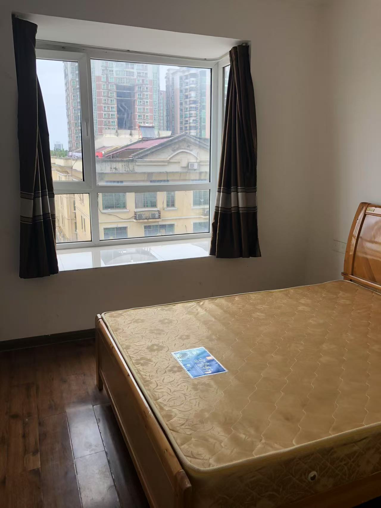 民俗文化广场 2室1厅1卫 1600.0元/月 民俗文化广场 2室1厅1卫 1600.0元/月室内图