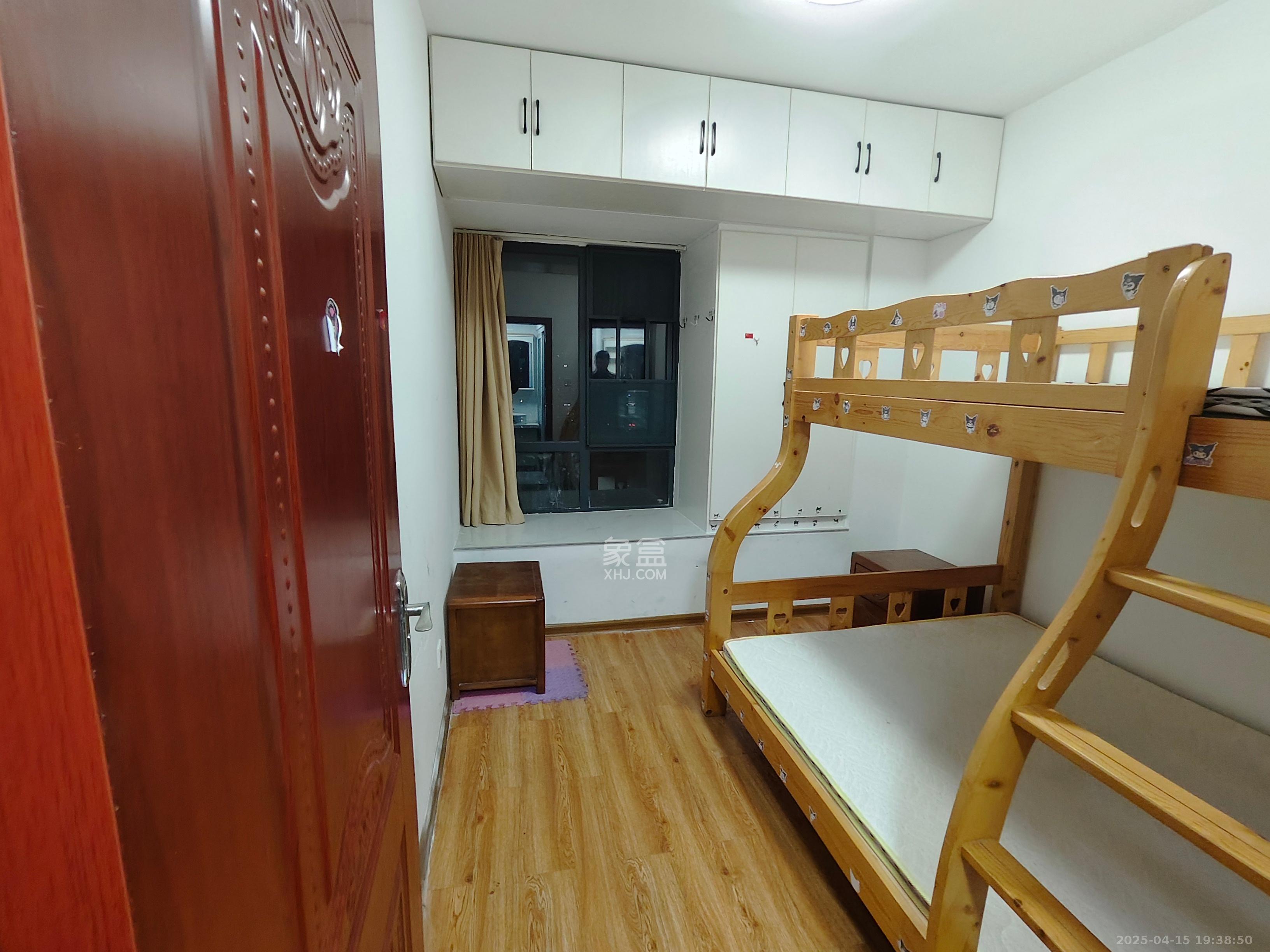 香樟兰亭（朗峰苑）  3室3厅1卫   2400.00元/月室内图