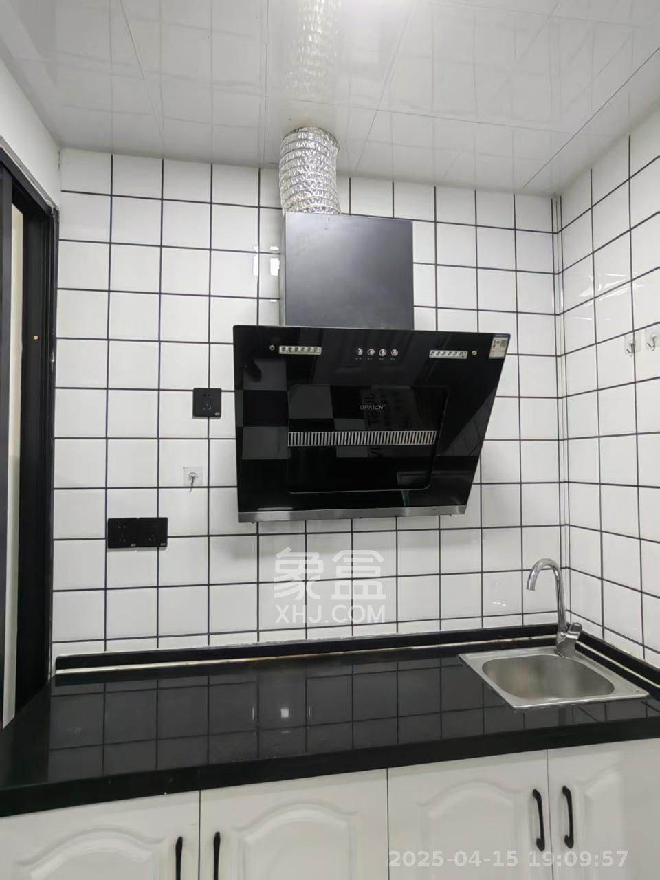 黄荆小区 1室1厅1卫 1400.0元/月 黄荆小区 1室1厅1卫 1400.0元/月室内图