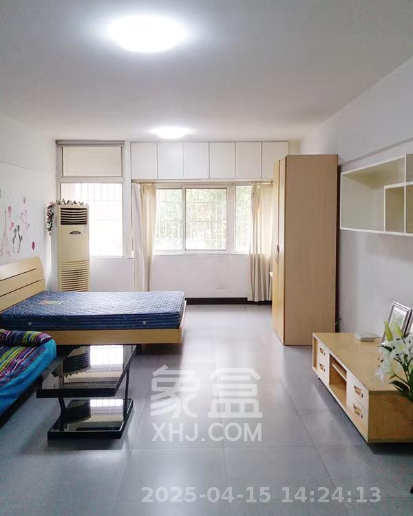东方公寓  1室1厅1卫   1400.00元/月