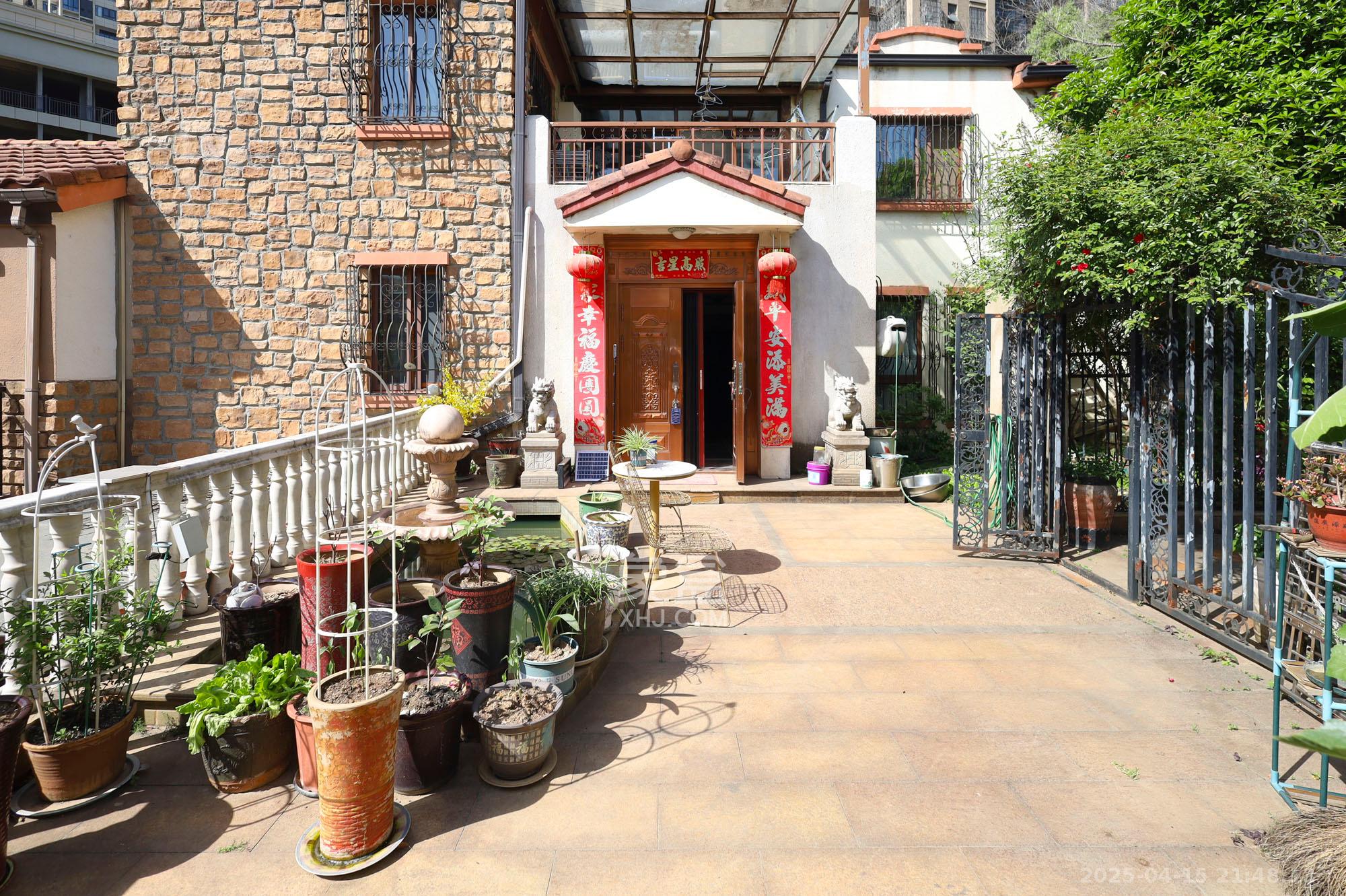 山语城一期  6室2厅3卫   720.00万其他