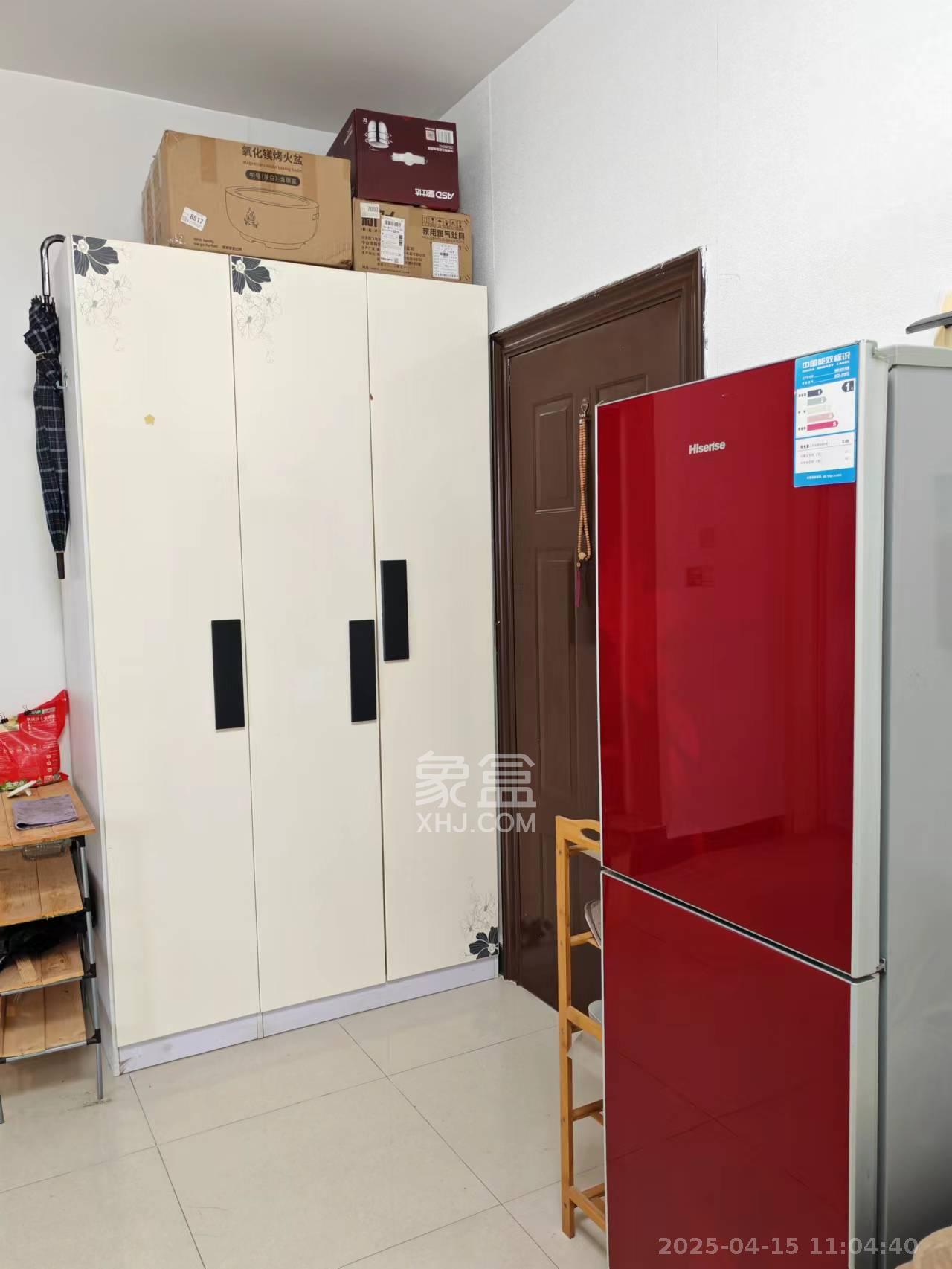 山水花都  1室1厅1卫   1500.00元/月室内图