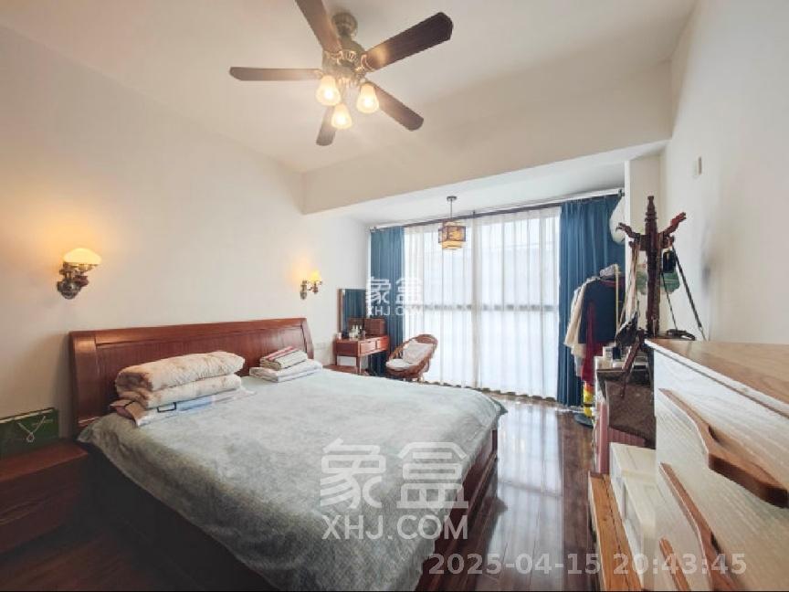 湘府十城（汇财御景湾新寓,汇财国际）  4室2厅2卫   2800.00元/月室内图