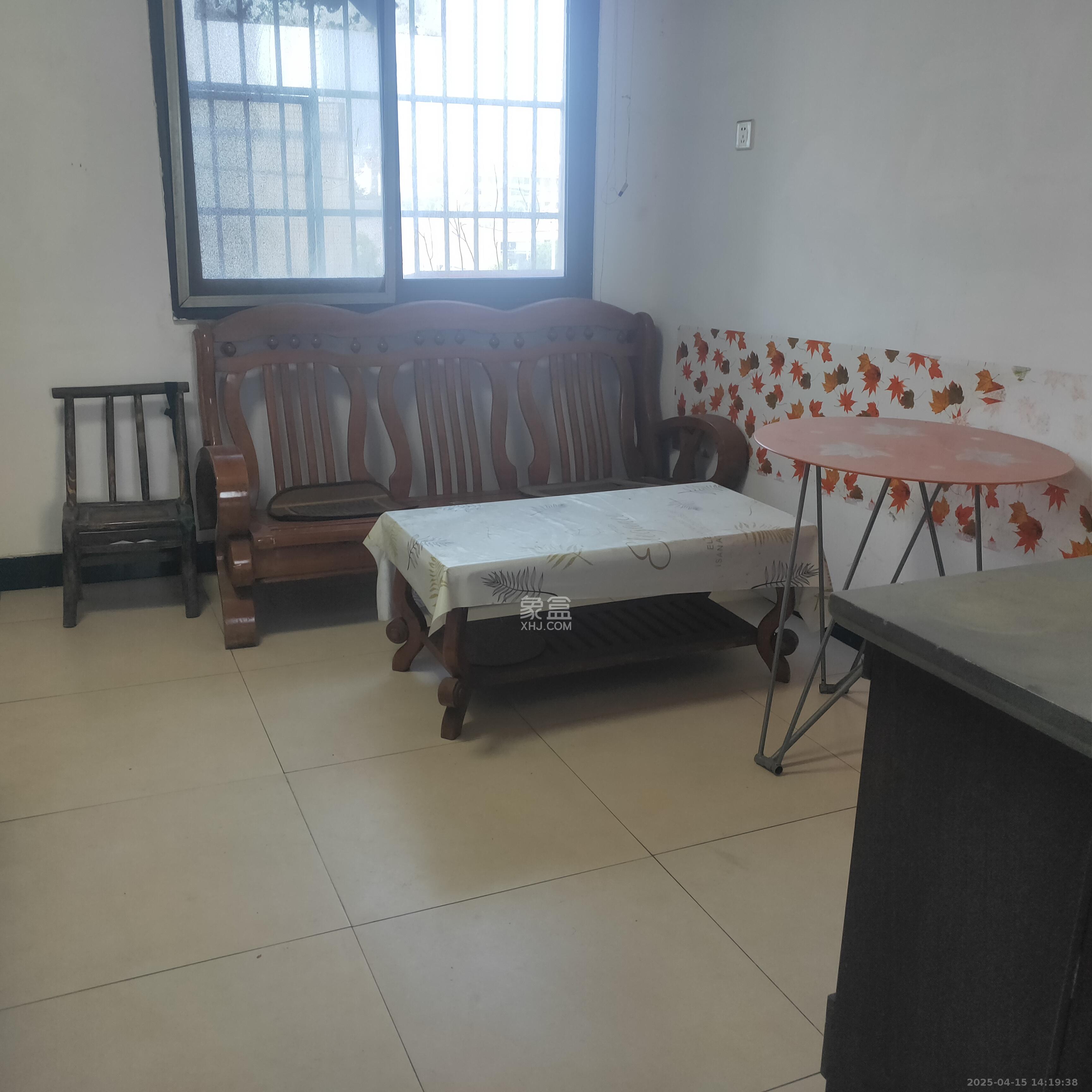 杨家山汽修厂宿舍 1室1厅1卫 1280.0元/月 杨家山汽修厂宿舍 1室1厅1卫 1280.0元/月室内图