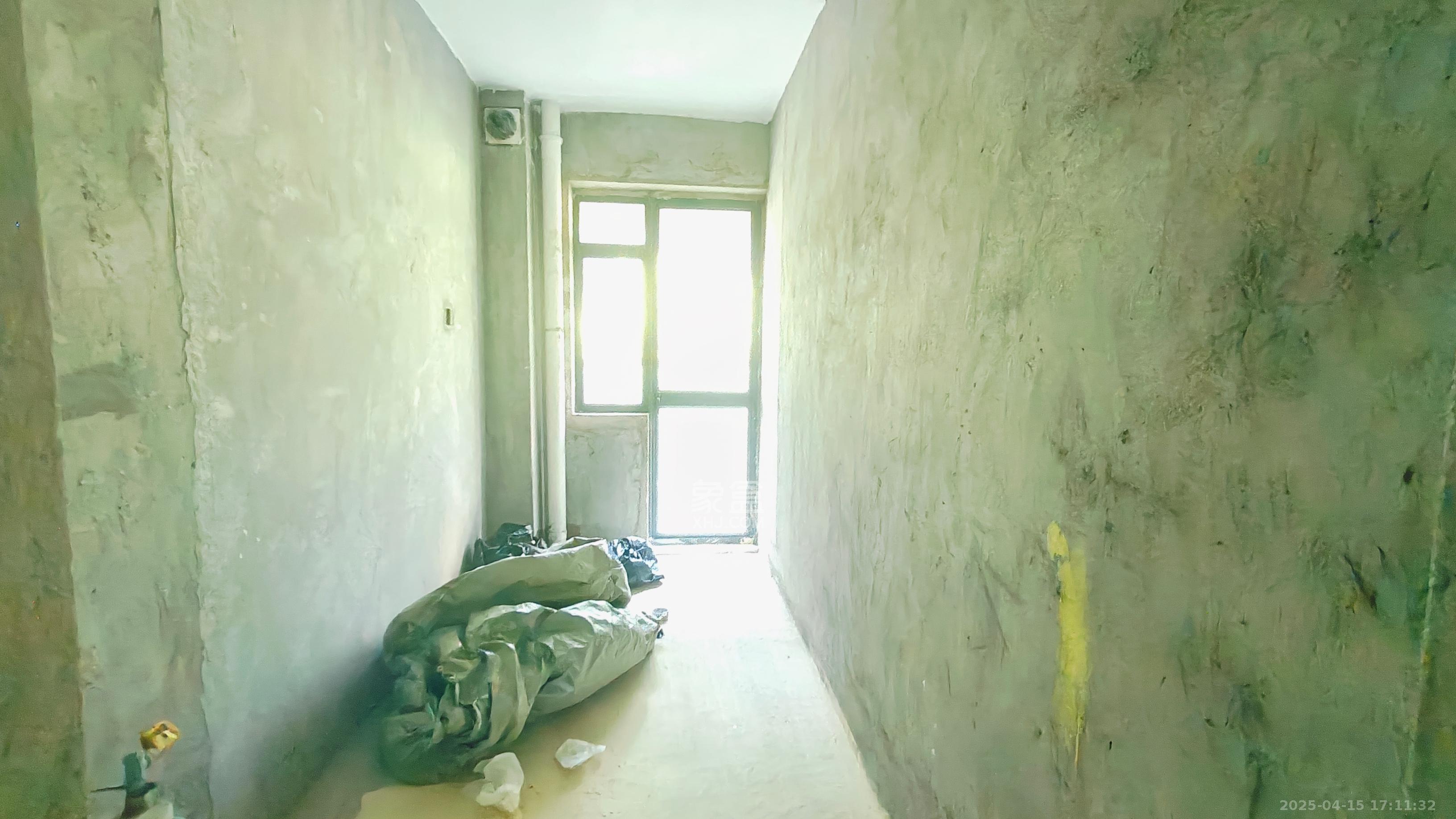 海伦春天 6室2厅1卫 2000.0元/月 海伦春天 6室2厅1卫 2000.0元/月室内图