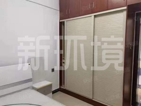 欣业苑  2室1厅1卫   38.00万客厅