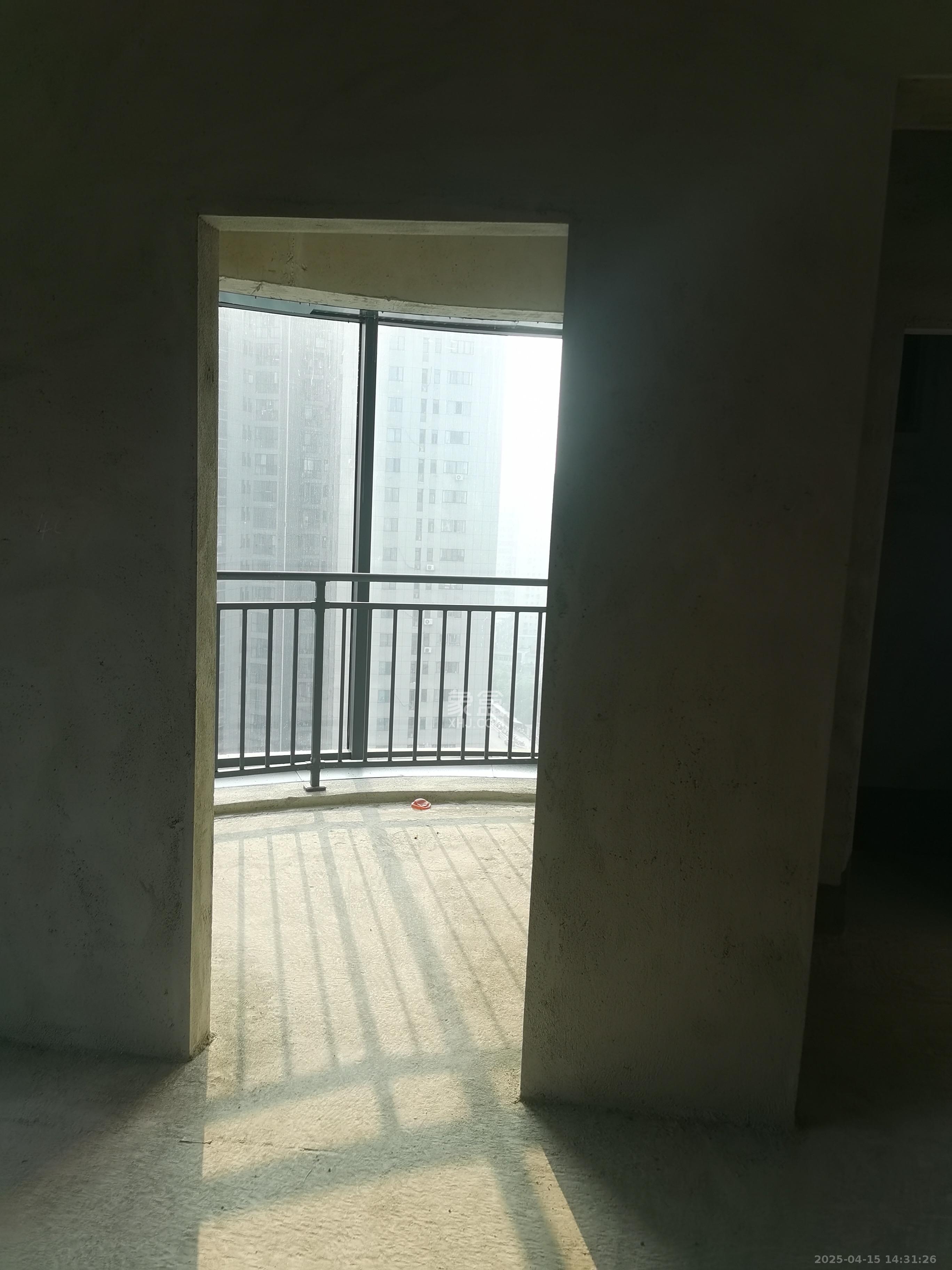 万润时光里  2室1厅1卫    2500.0元/月室内图