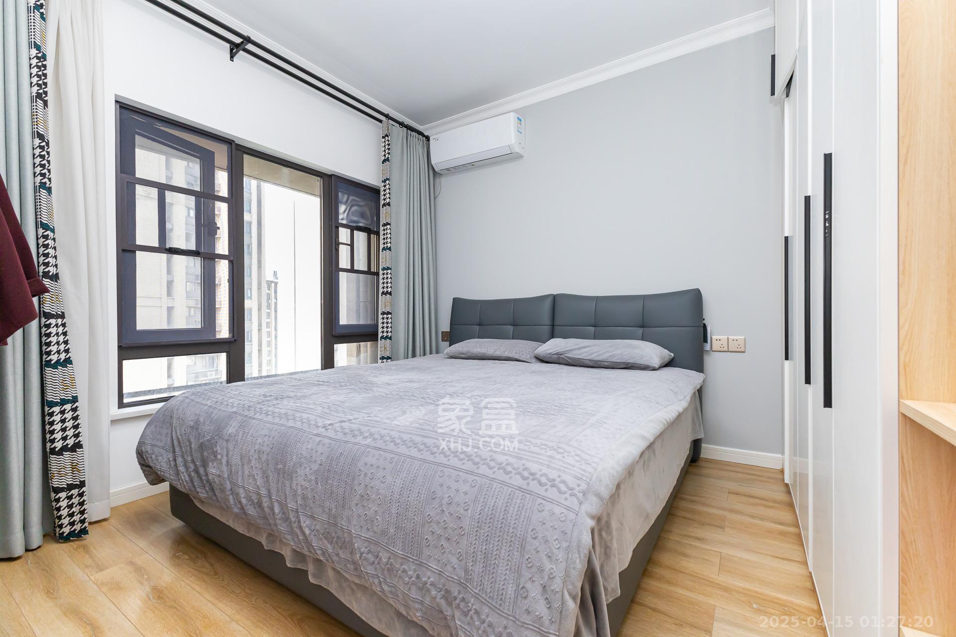 时代倾城五期  2室2厅1卫    72.5万 时代倾城五期  2室2厅1卫    72.5万卧室