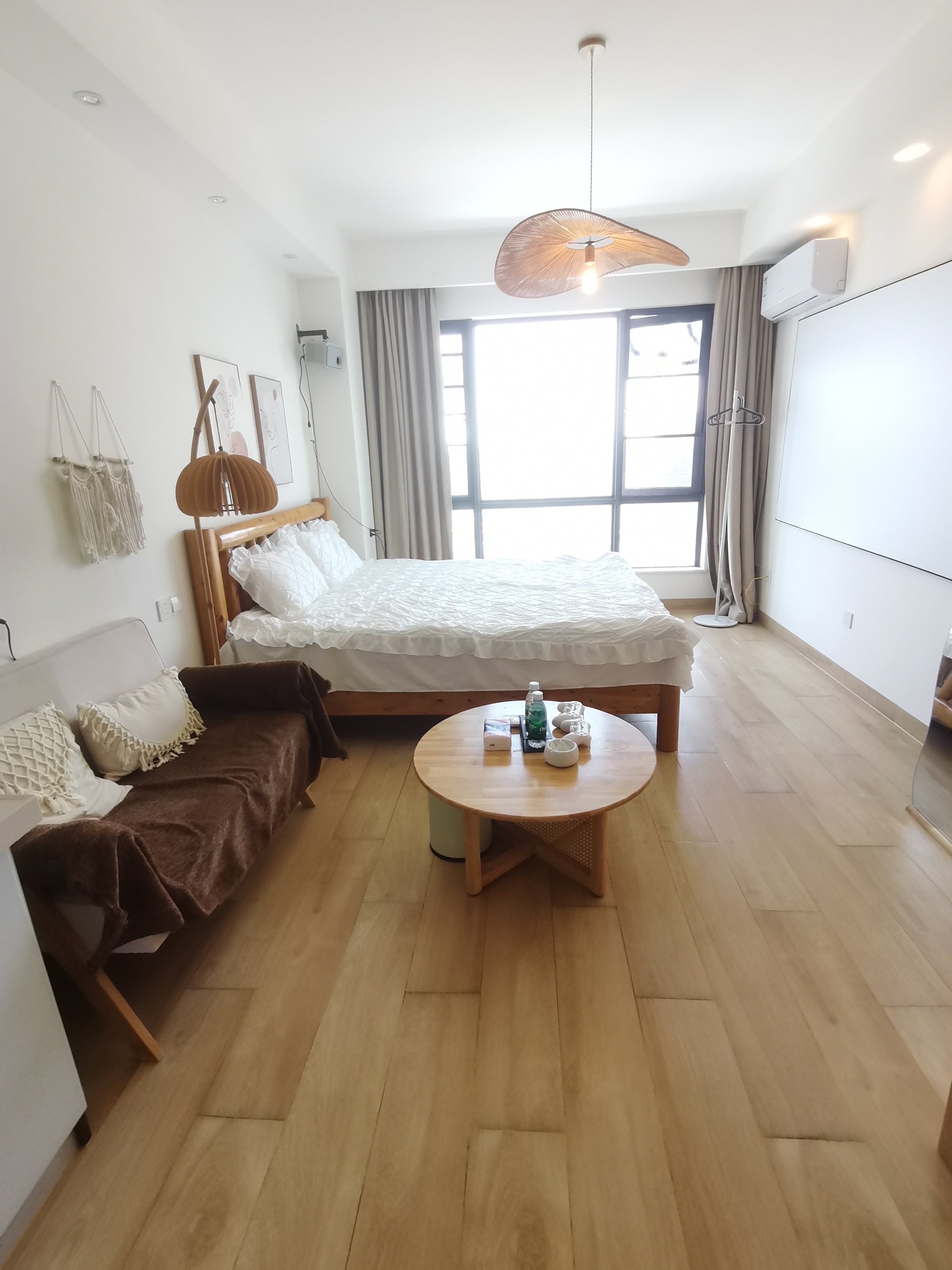 龙湖光年  2室2厅2卫   4000.00元/月室内图