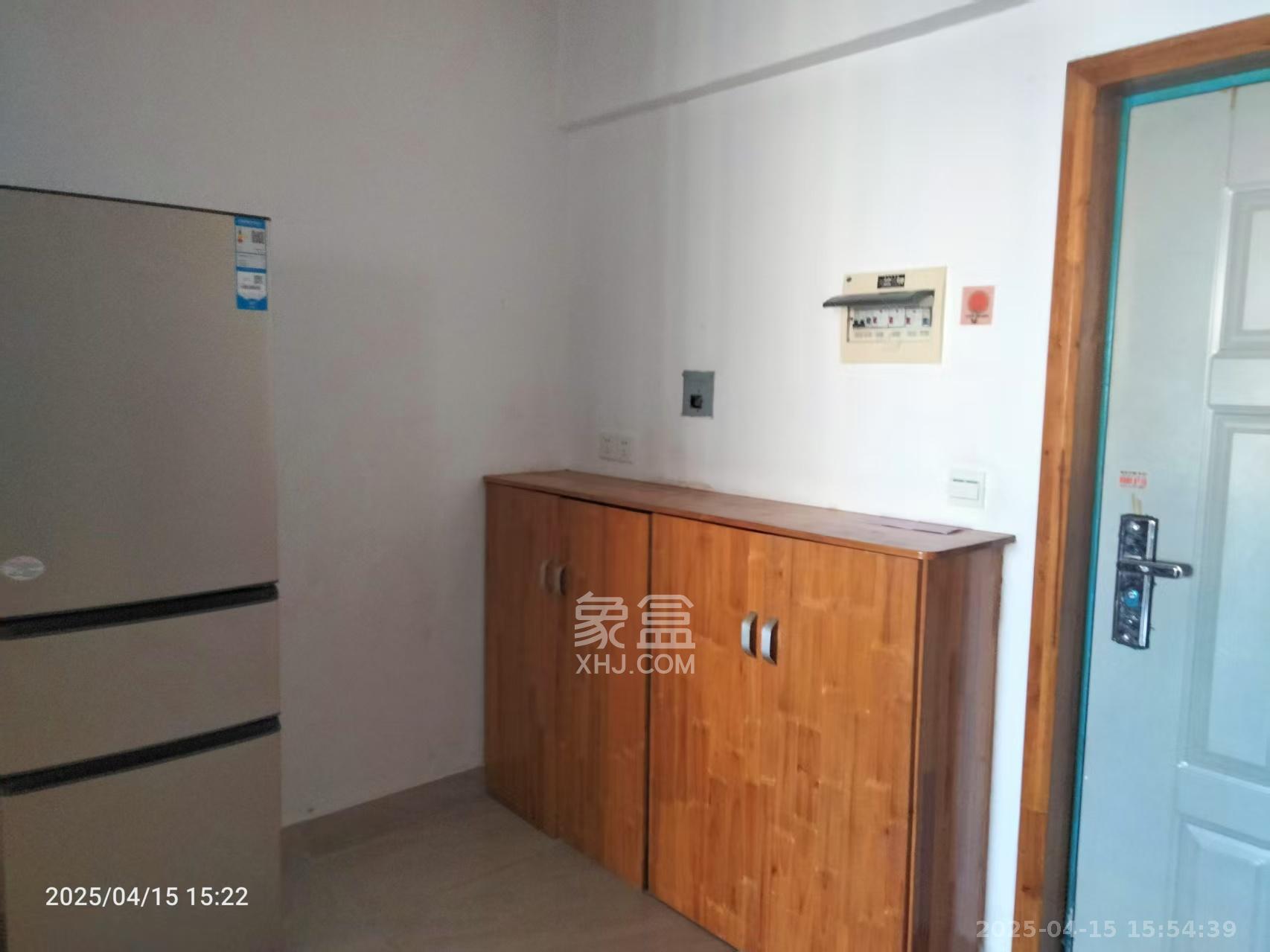 兴威帕克水岸  1室1厅1卫   1400.00元/月室内图