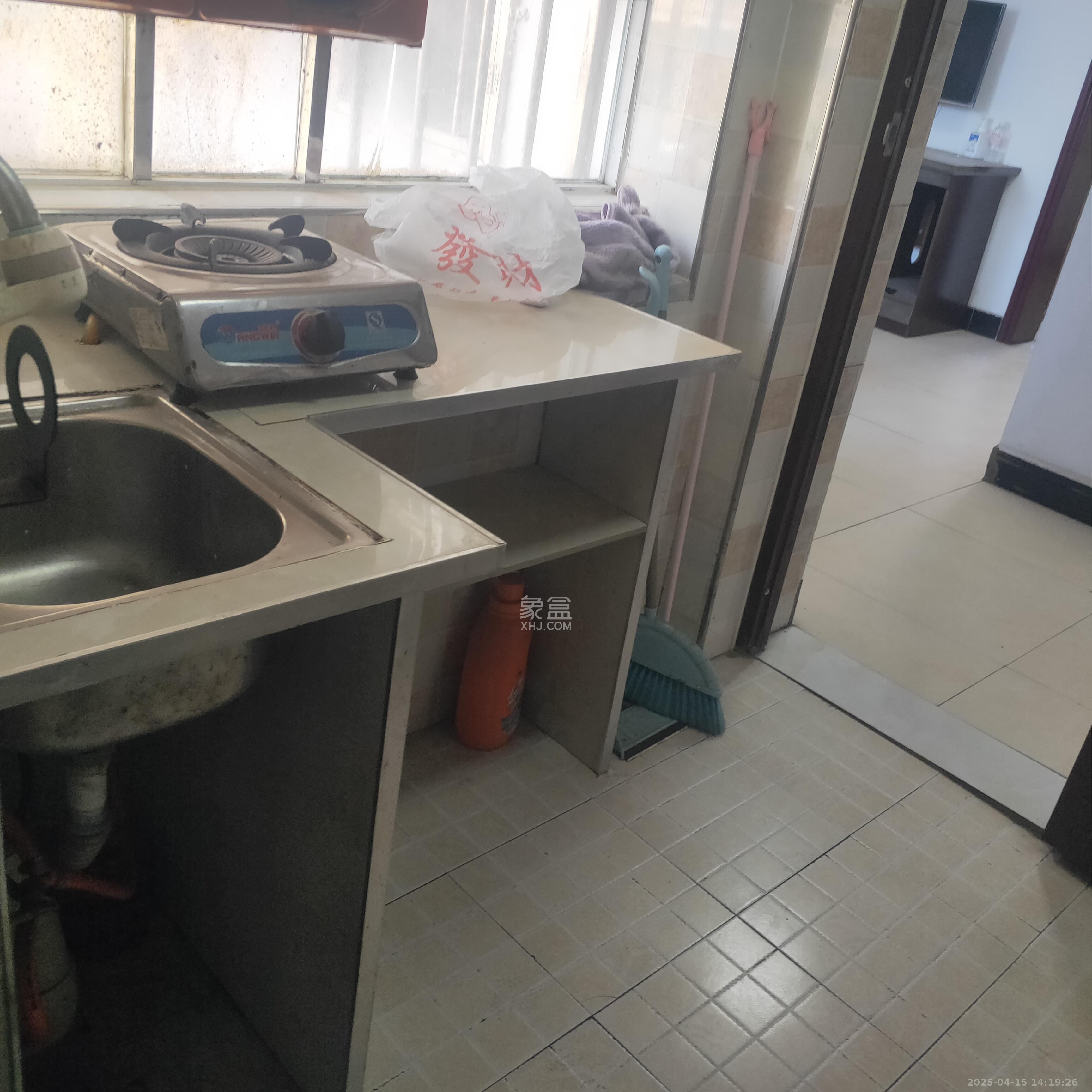 杨家山汽修厂宿舍 1室1厅1卫 1280.0元/月 杨家山汽修厂宿舍 1室1厅1卫 1280.0元/月室内图