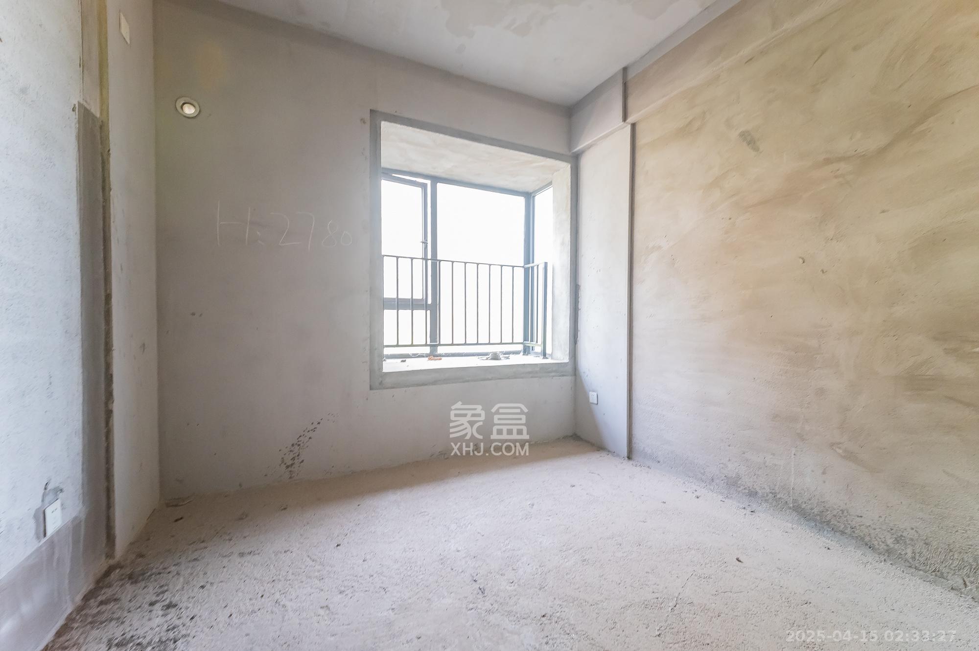 中建悦和城  4室2厅2卫   108.80万其他
