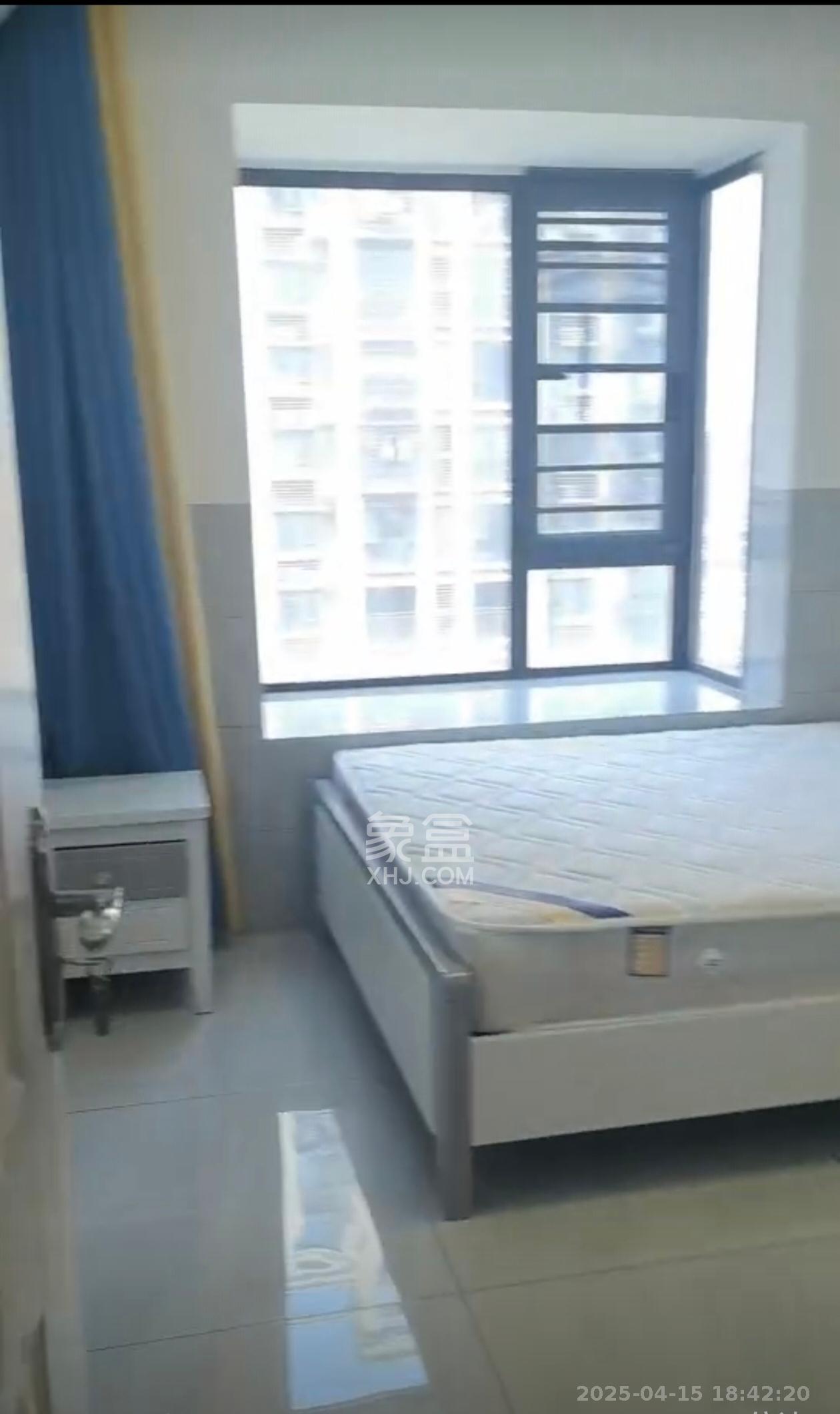 和润园三期 3室2厅1卫 2800.0元/月 和润园三期 3室2厅1卫 2800.0元/月室内图