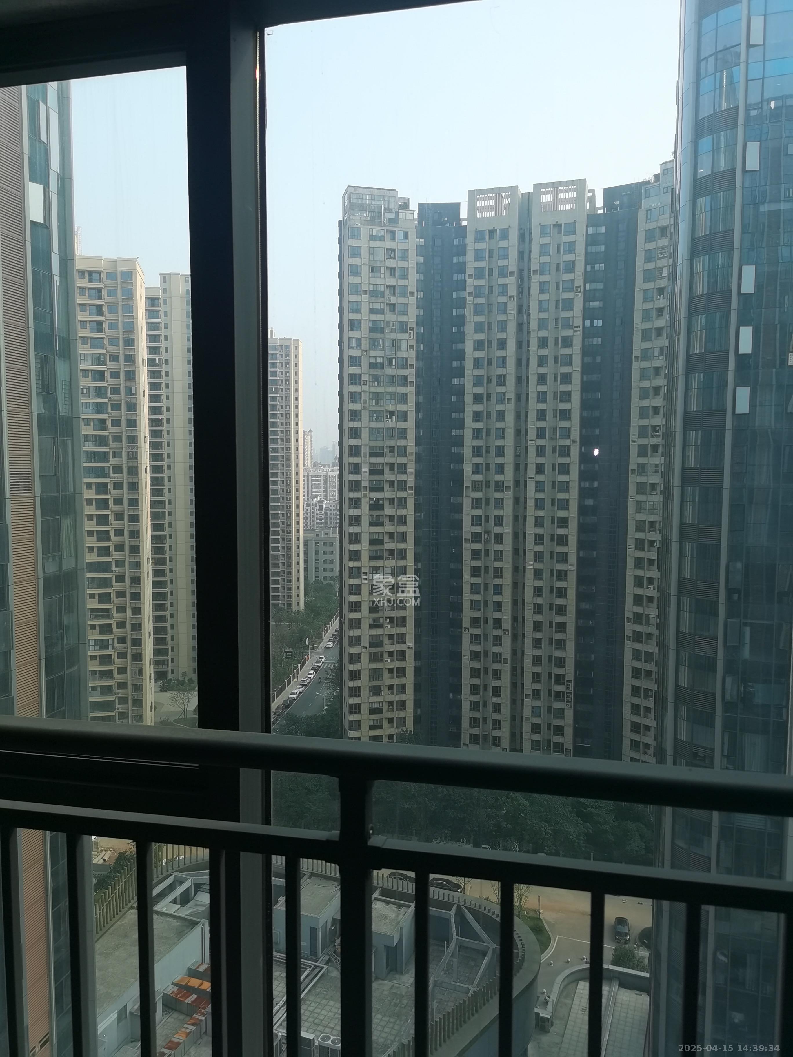 万润时光里  1室1厅1卫   1500.00元/月室内图