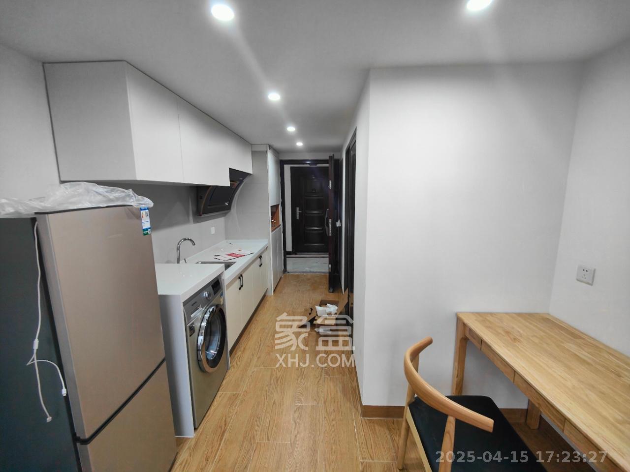 新长海D1站 1室1厅1卫 1500.0元/月 新长海D1站 1室1厅1卫 1500.0元/月室内图