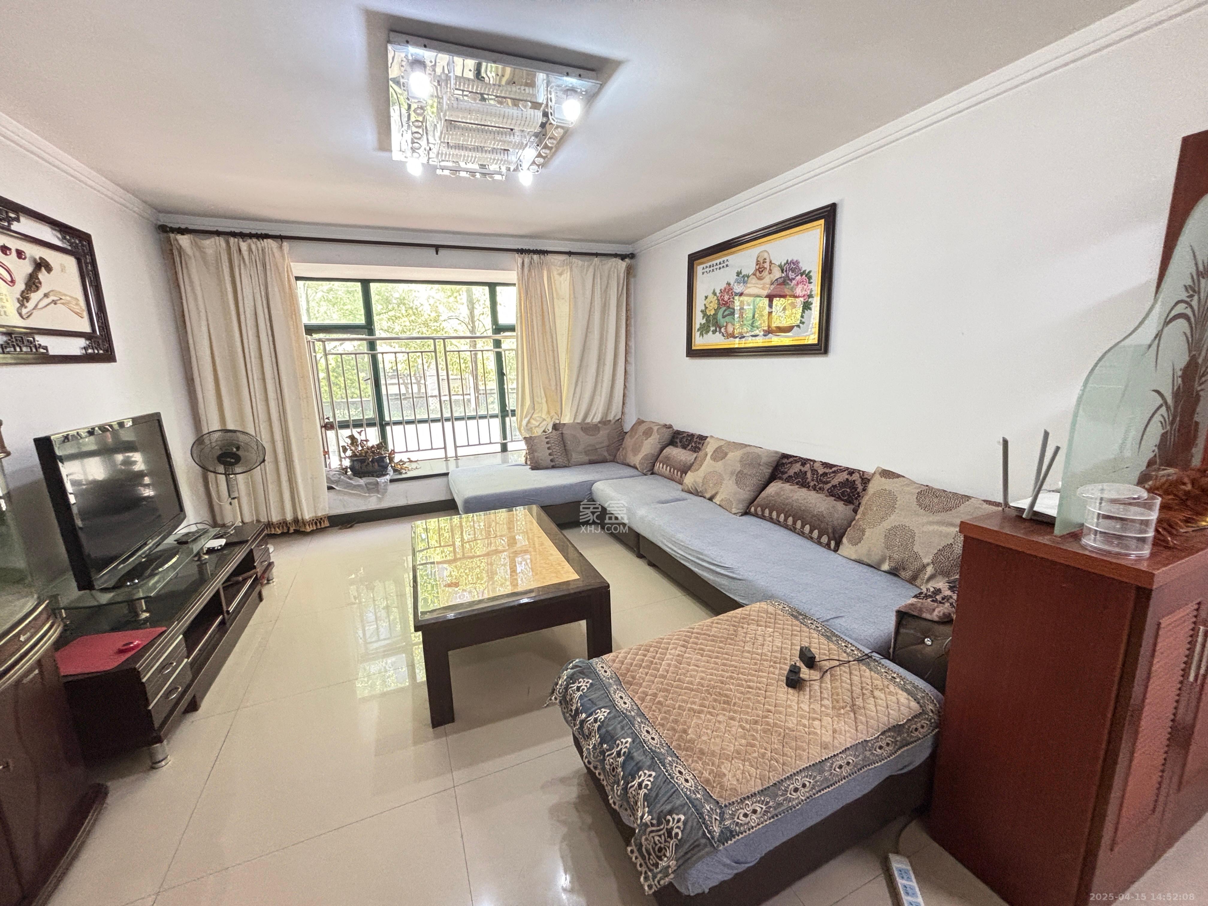 富景园 3室2厅2卫 1800.0元/月 富景园 3室2厅2卫 1800.0元/月室内图