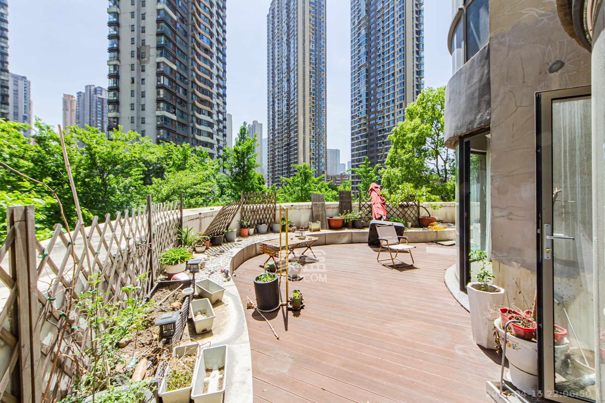 北辰三角洲D3区  6室3厅4卫    500.0万其他