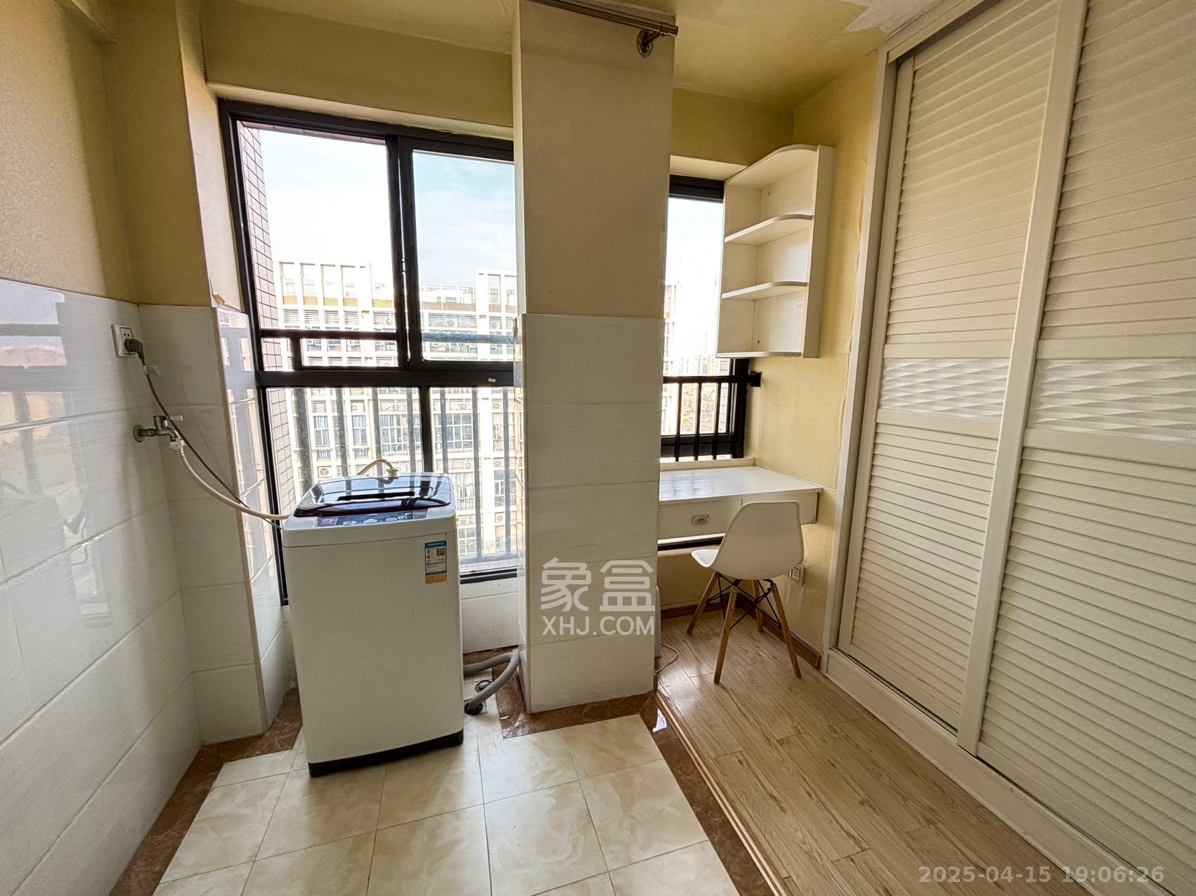 中建芙蓉嘉苑  1室1厅1卫    1050.0元/月 中建芙蓉嘉苑  1室1厅1卫    1050.0元/月室内图