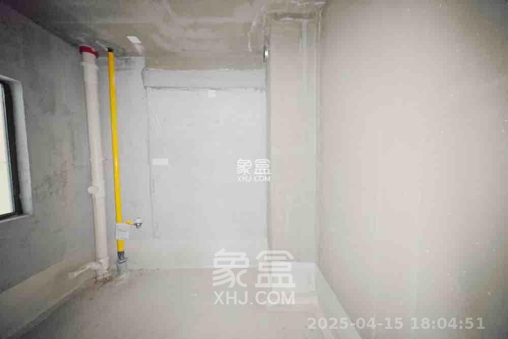 国欣向荣府 4室2厅2卫 4000.0元/月 国欣向荣府 4室2厅2卫 4000.0元/月室内图