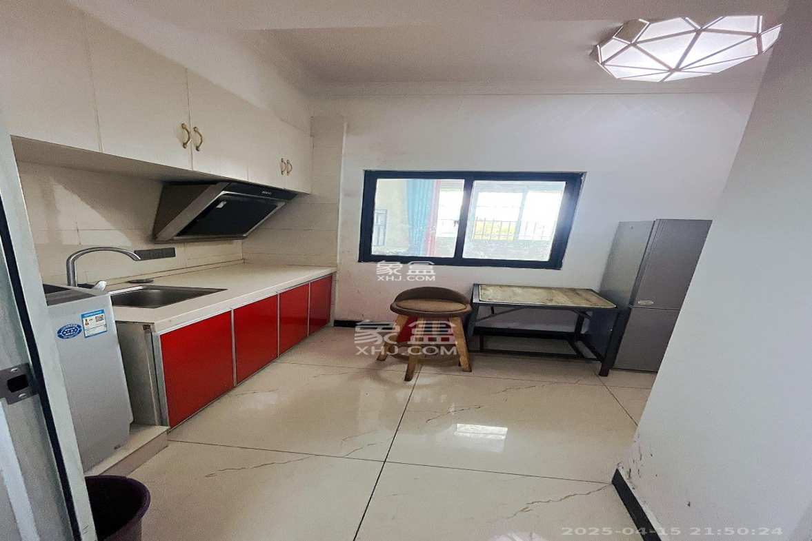 桥头家苑一期 1室1厅1卫 900.0元/月 桥头家苑一期 1室1厅1卫 900.0元/月室内图