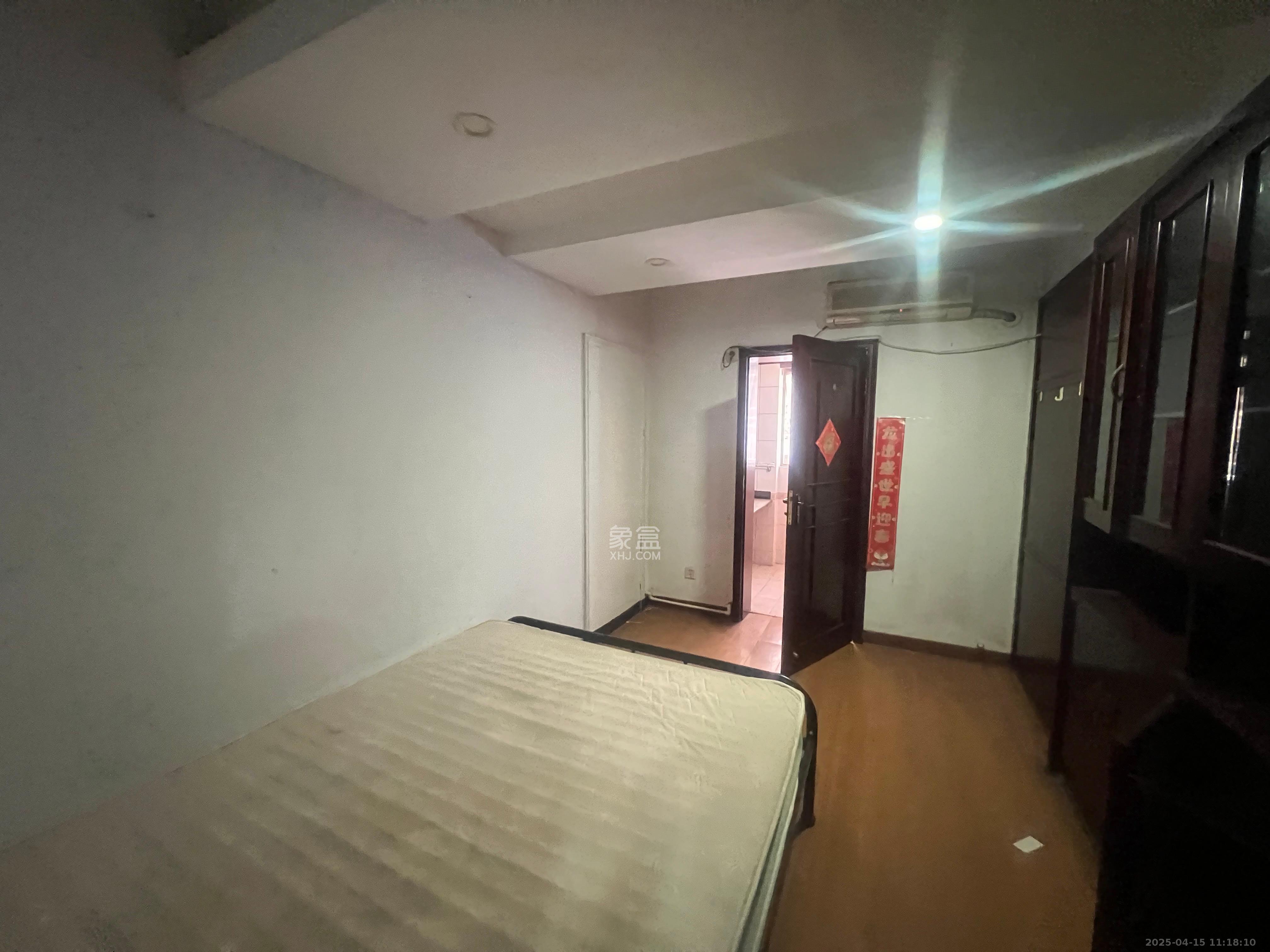 金泰小区 3室2厅1卫 2200.0元/月 金泰小区 3室2厅1卫 2200.0元/月室内图