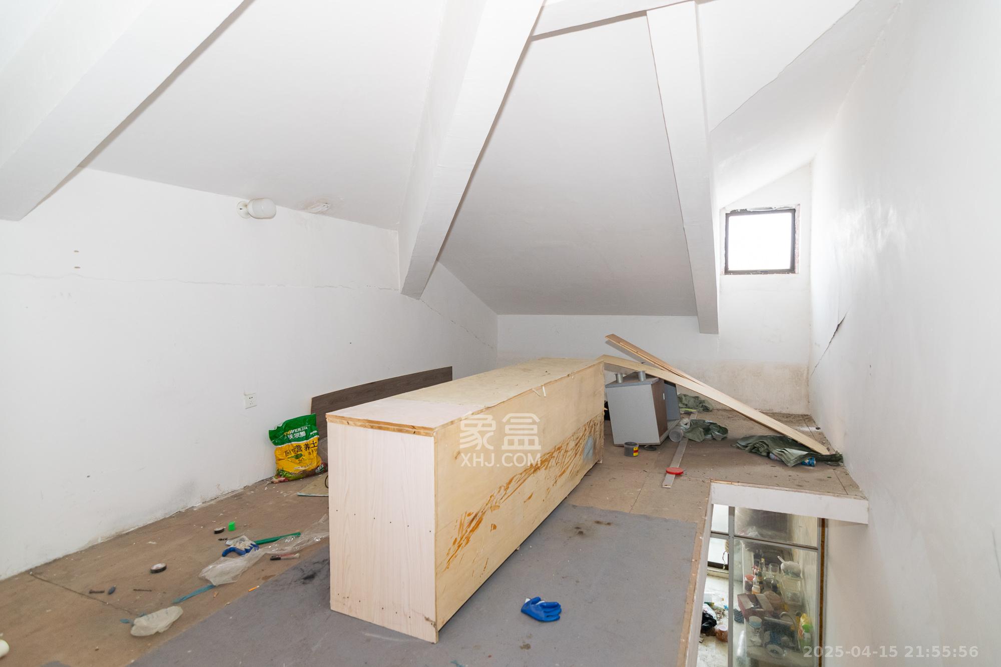 高星物流园  3室2厅3卫    65.0万 高星物流园  3室2厅3卫    65.0万其他