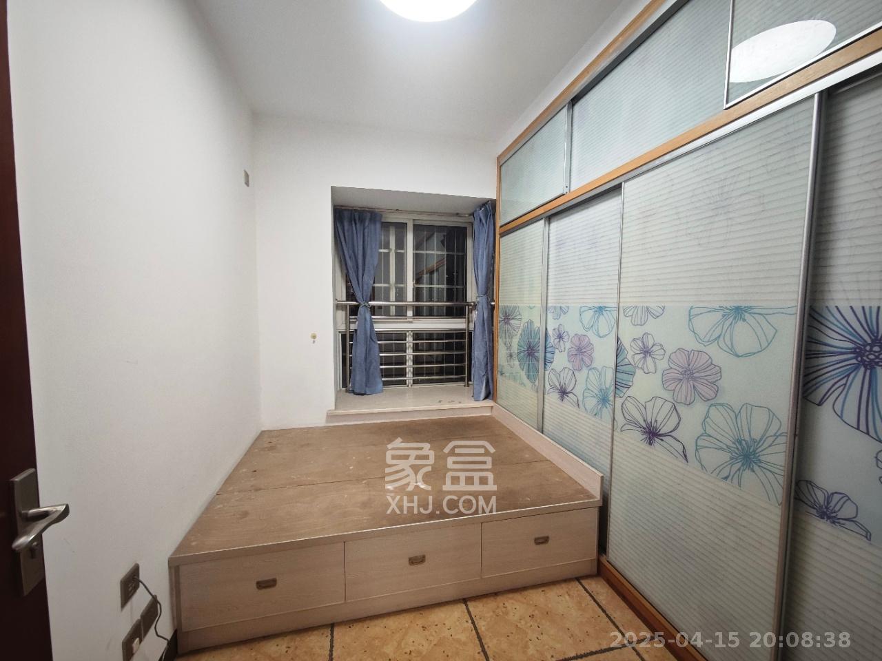 中房F联邦 3室2厅1卫 2500.0元/月 中房F联邦 3室2厅1卫 2500.0元/月室内图