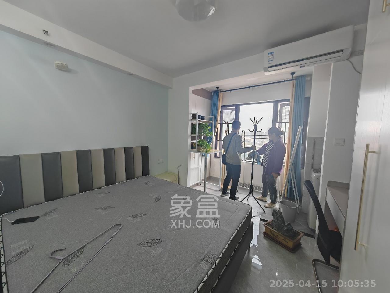中海珑悦府  1室0厅0卫   1400.00元/月室内图